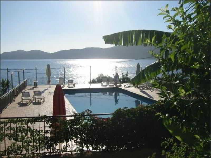 Bay Aparthotel