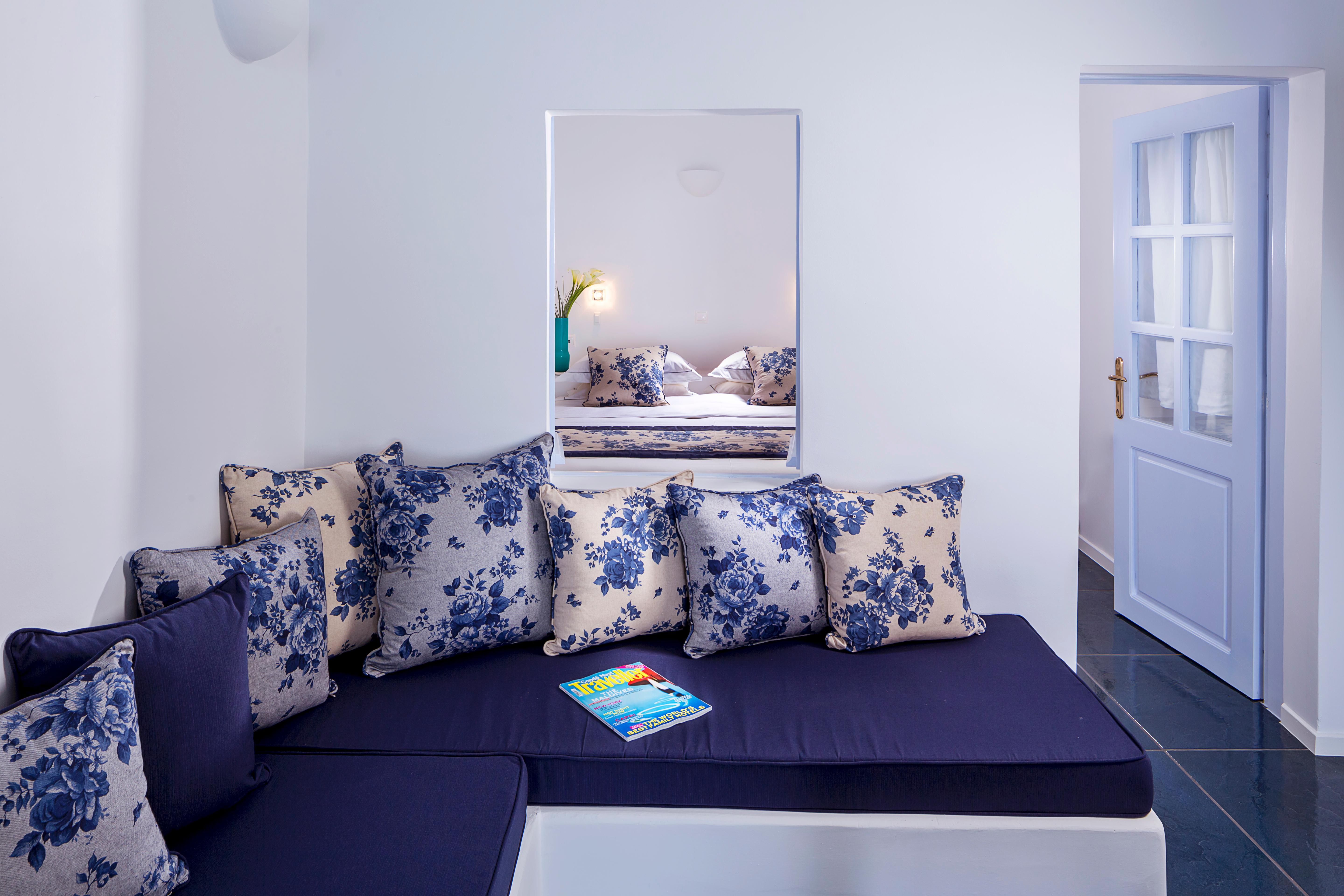 Astra Hotel 4*
