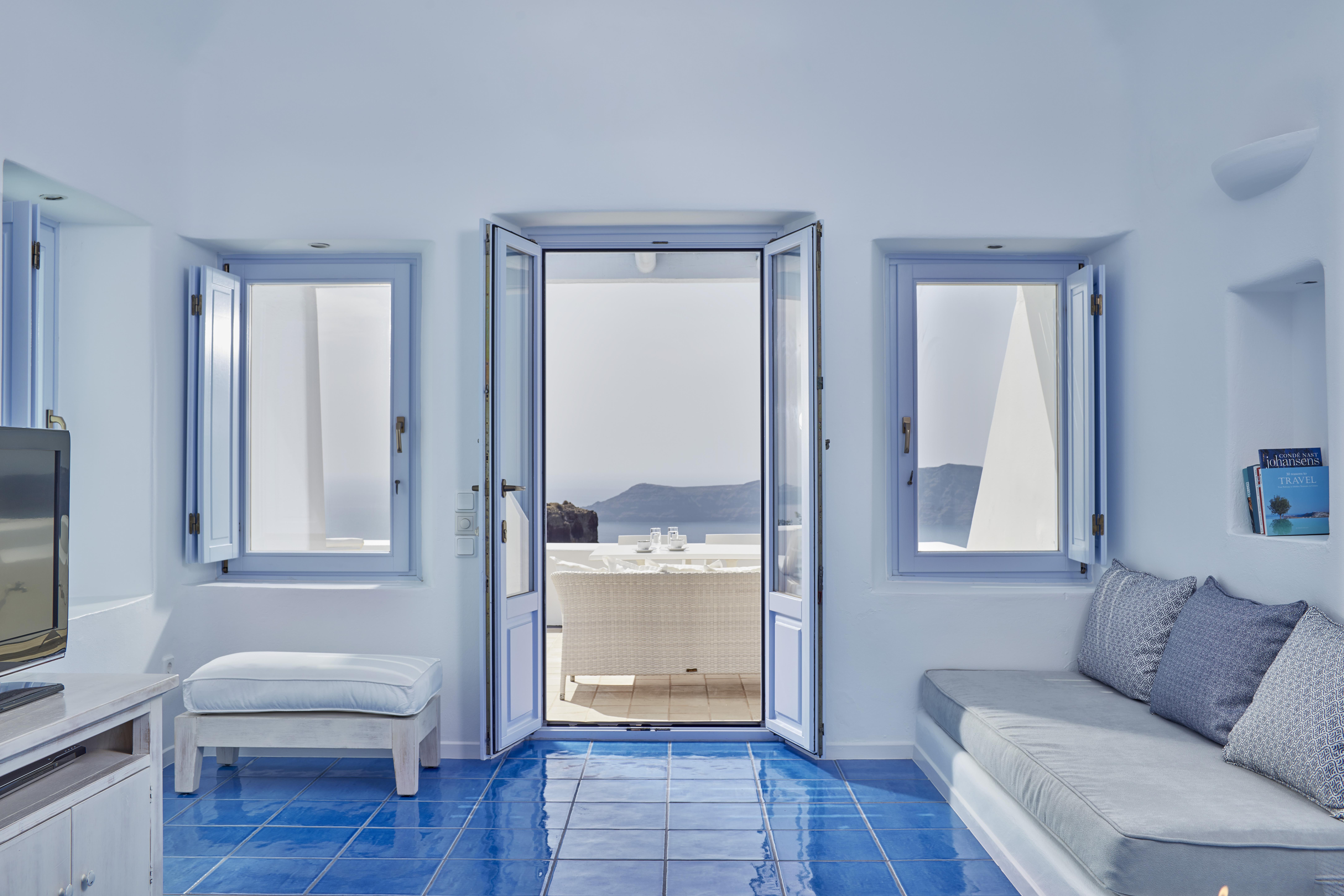 Astra Hotel 4*