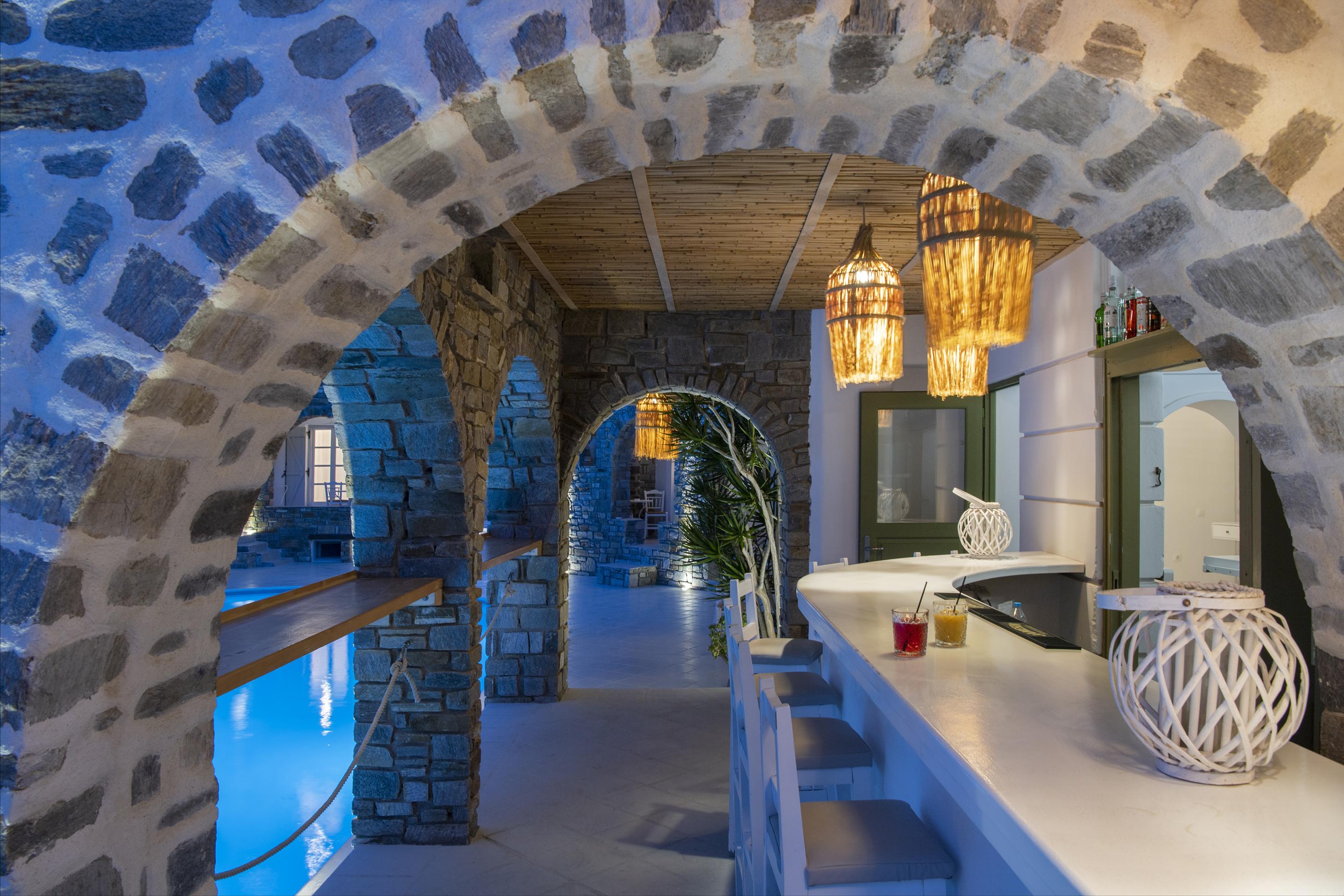 Hotel Zefi & Naousa (Paros)