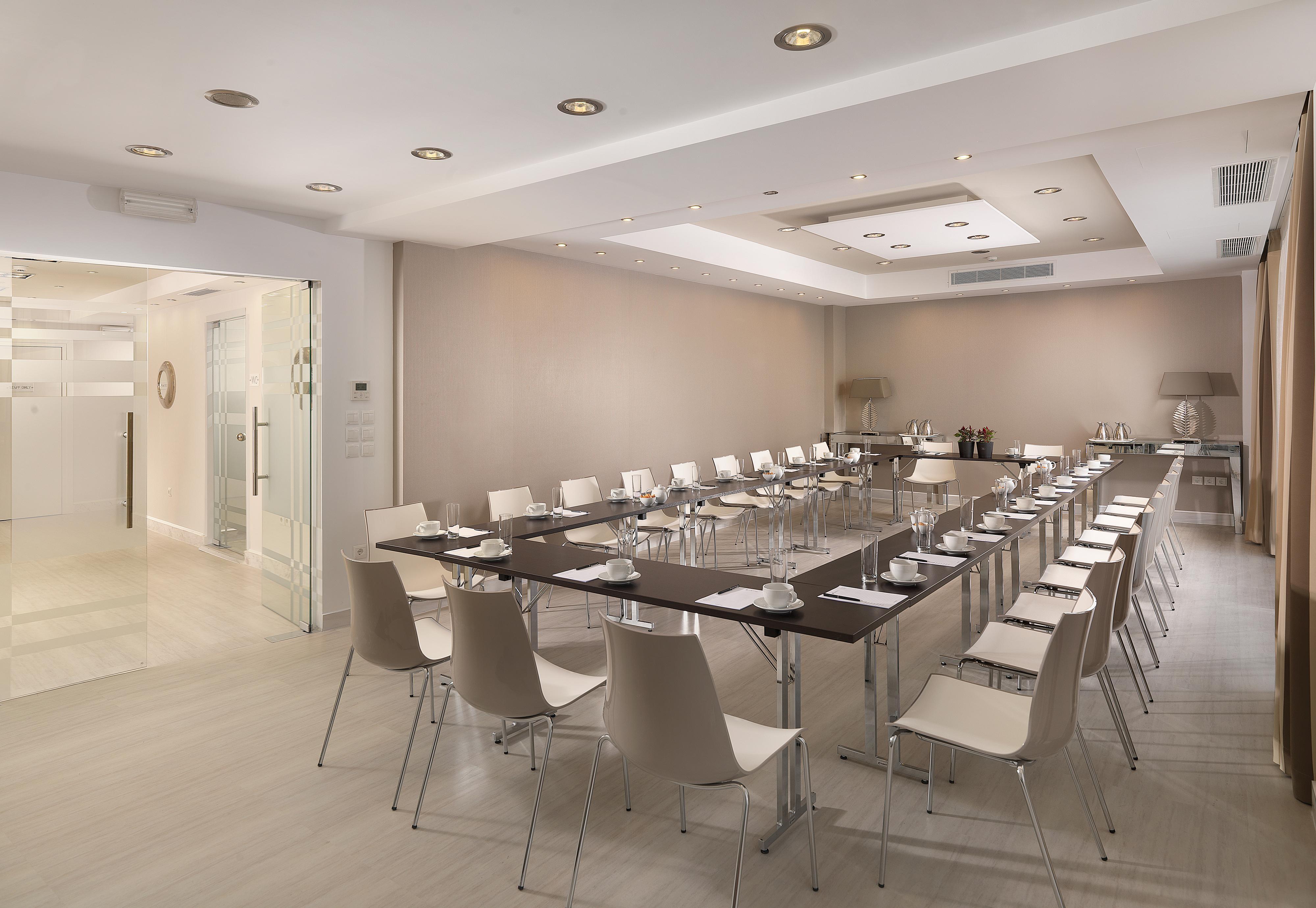 Hotel Airotel Galaxy 4*
