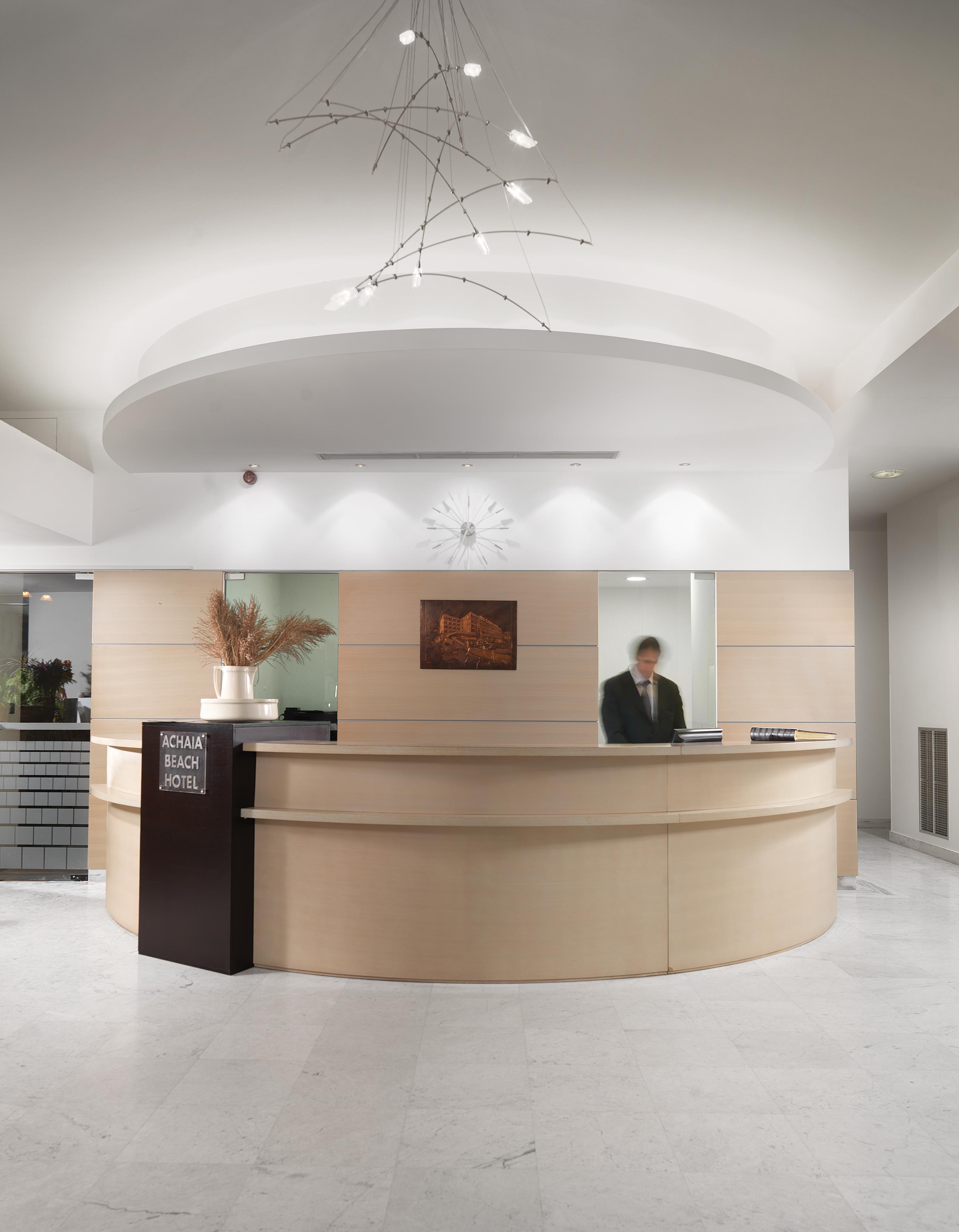 Hotel Achaia Airotel 3*