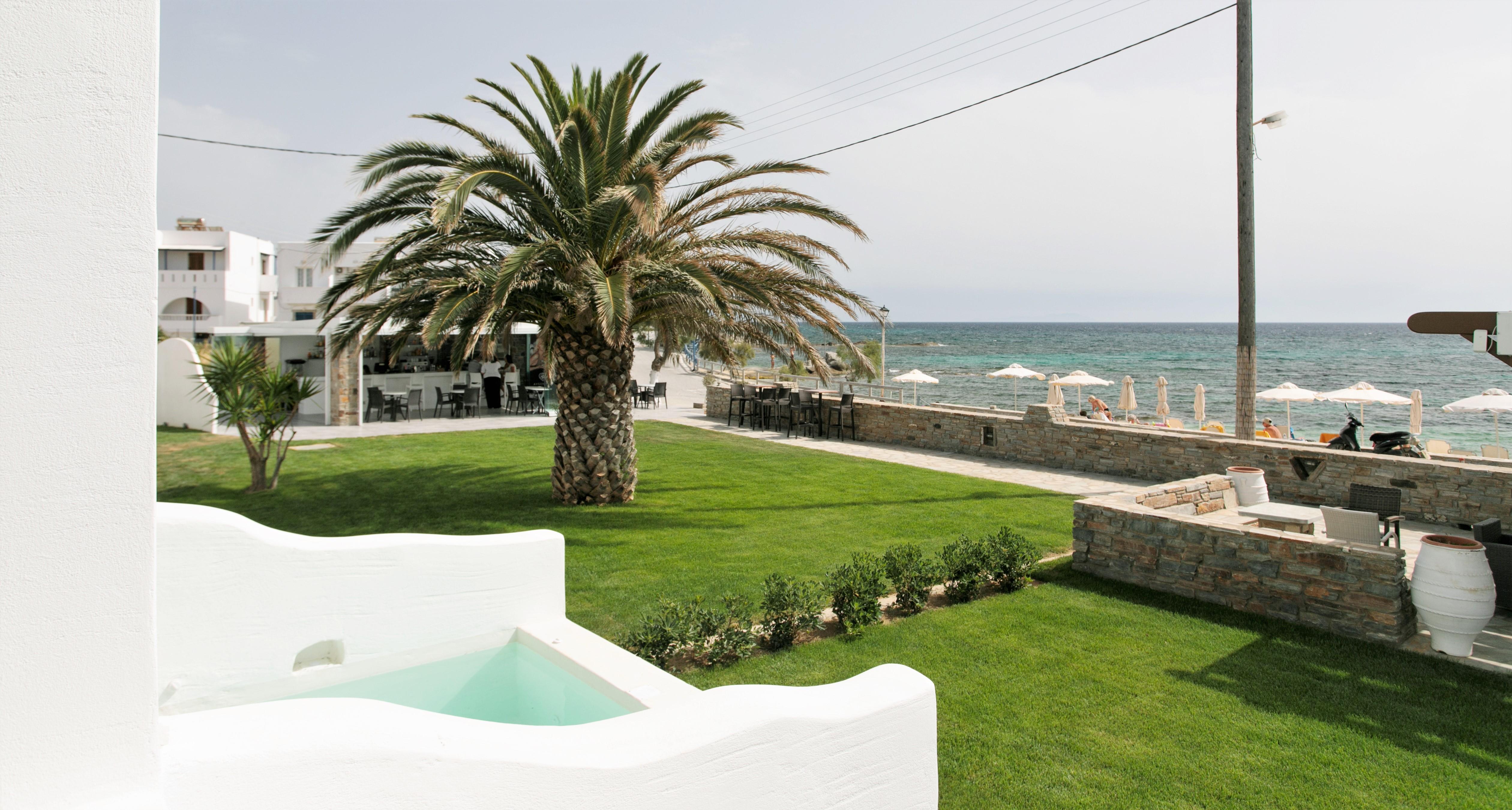 Hotel Liana & Agios Prokopios (Naxos)