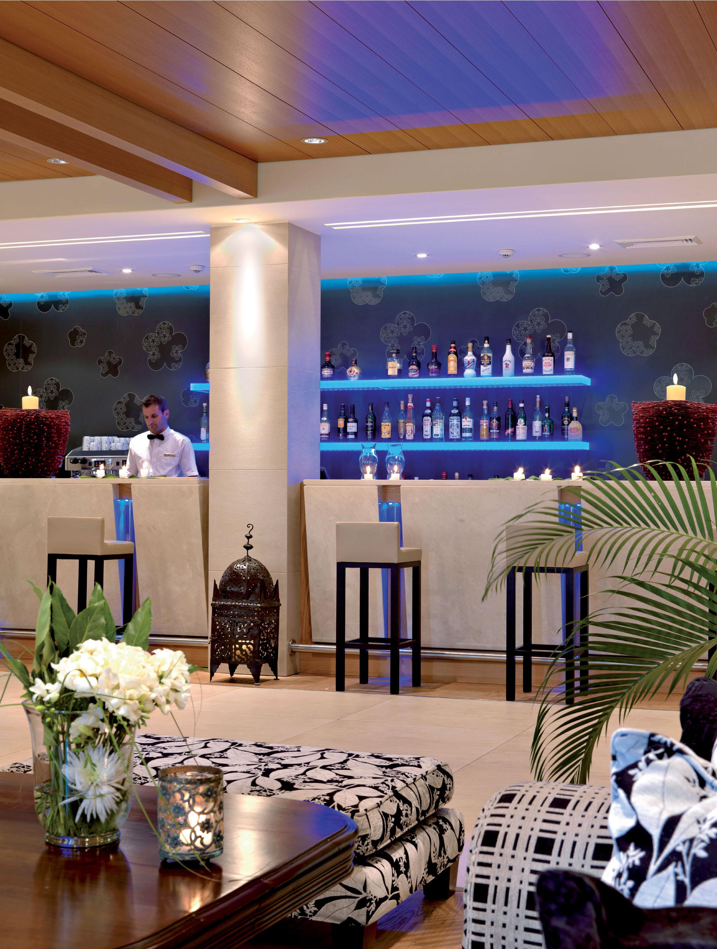 Divani Meteora Hotel 4*