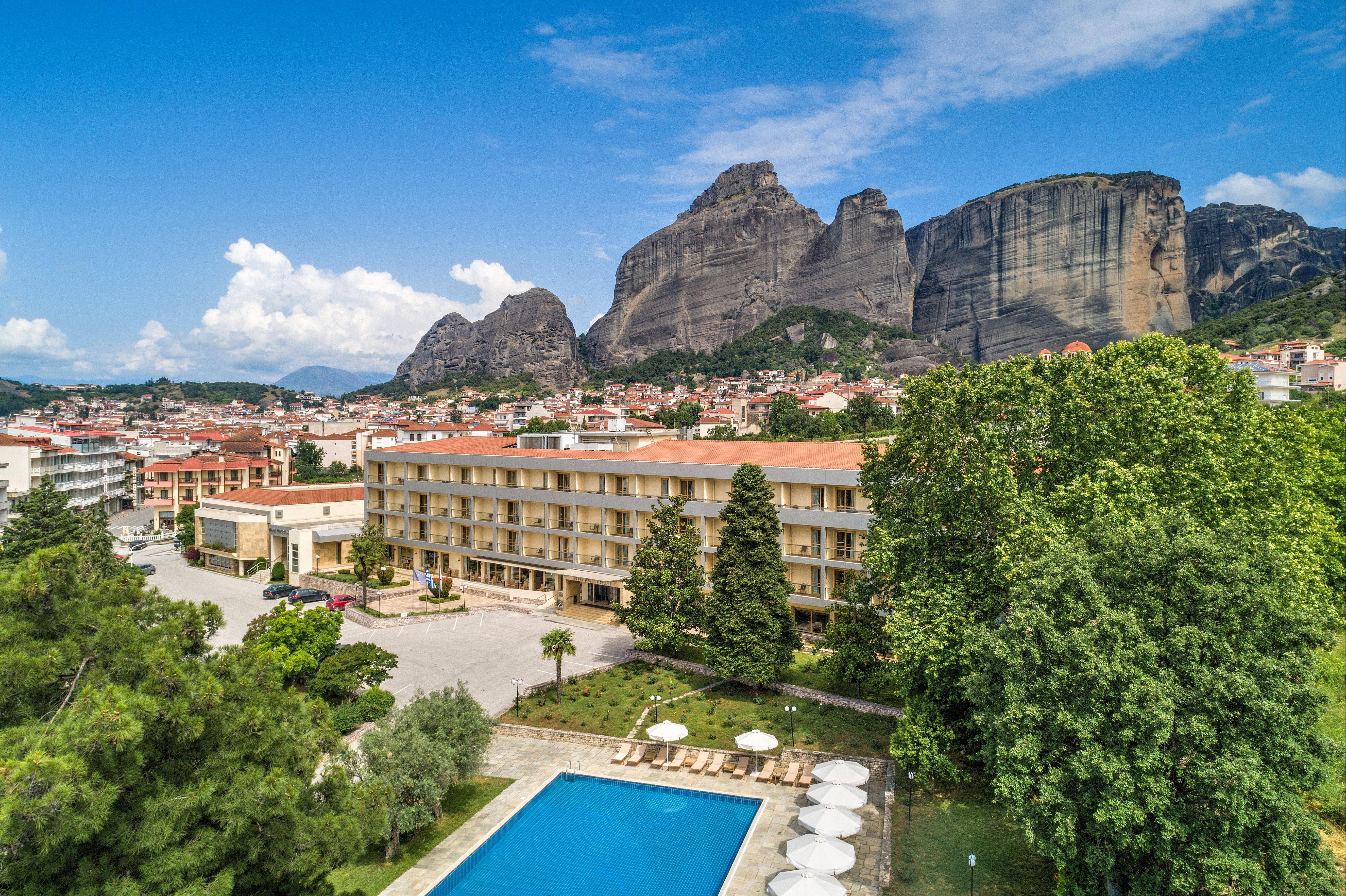 Divani Meteora 4*