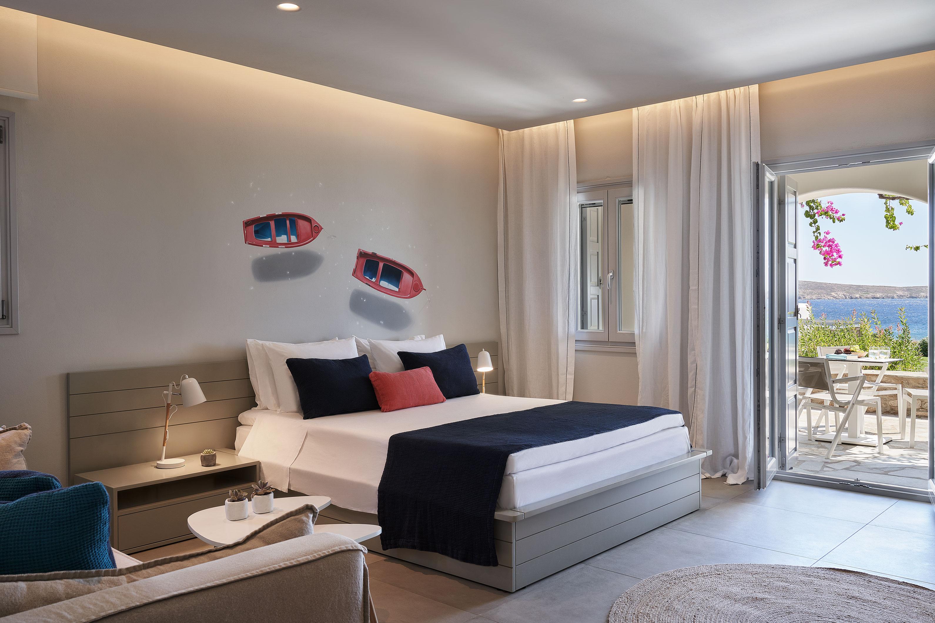 Poseidon Of Paros & 5*