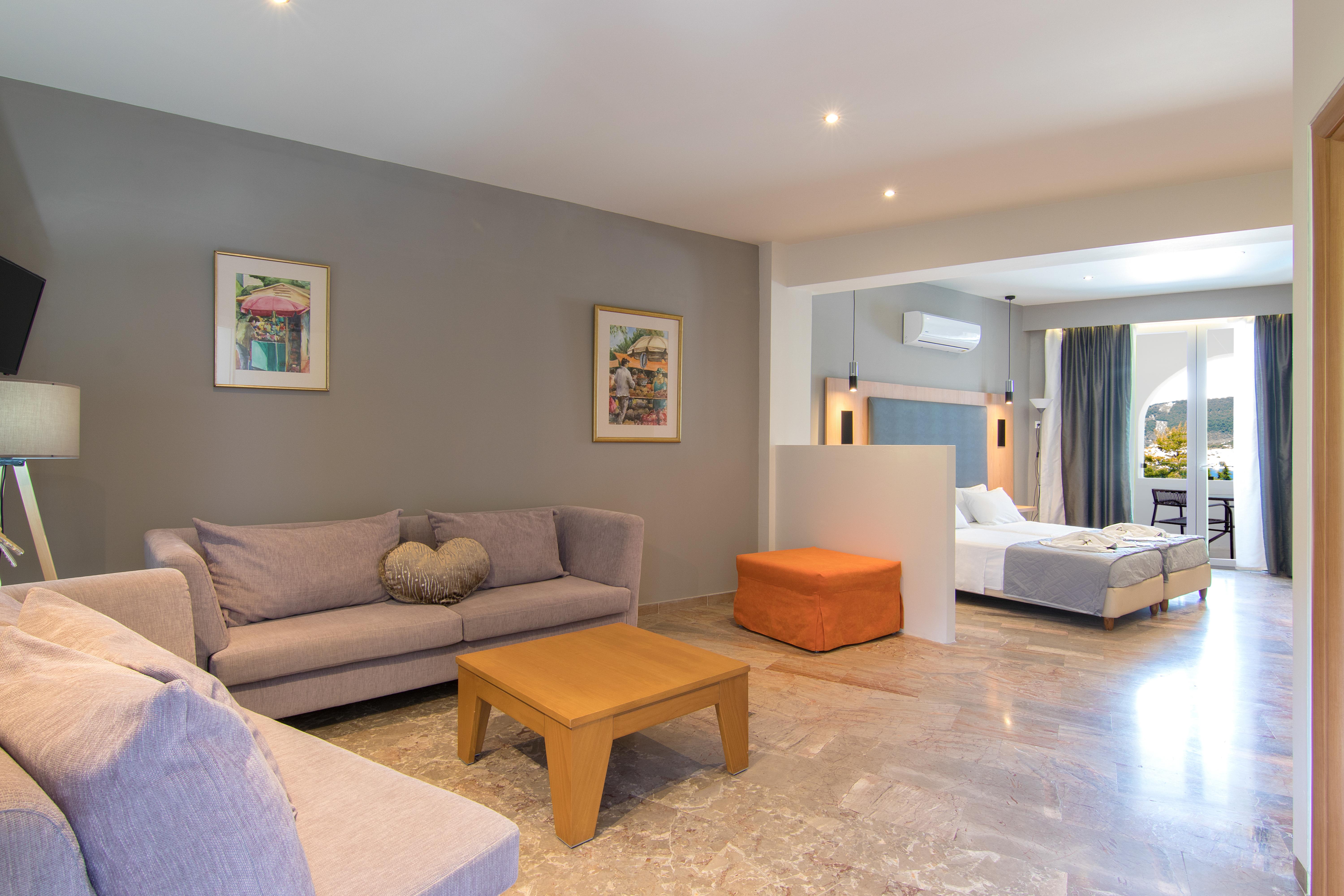 Hotel Punta 4*