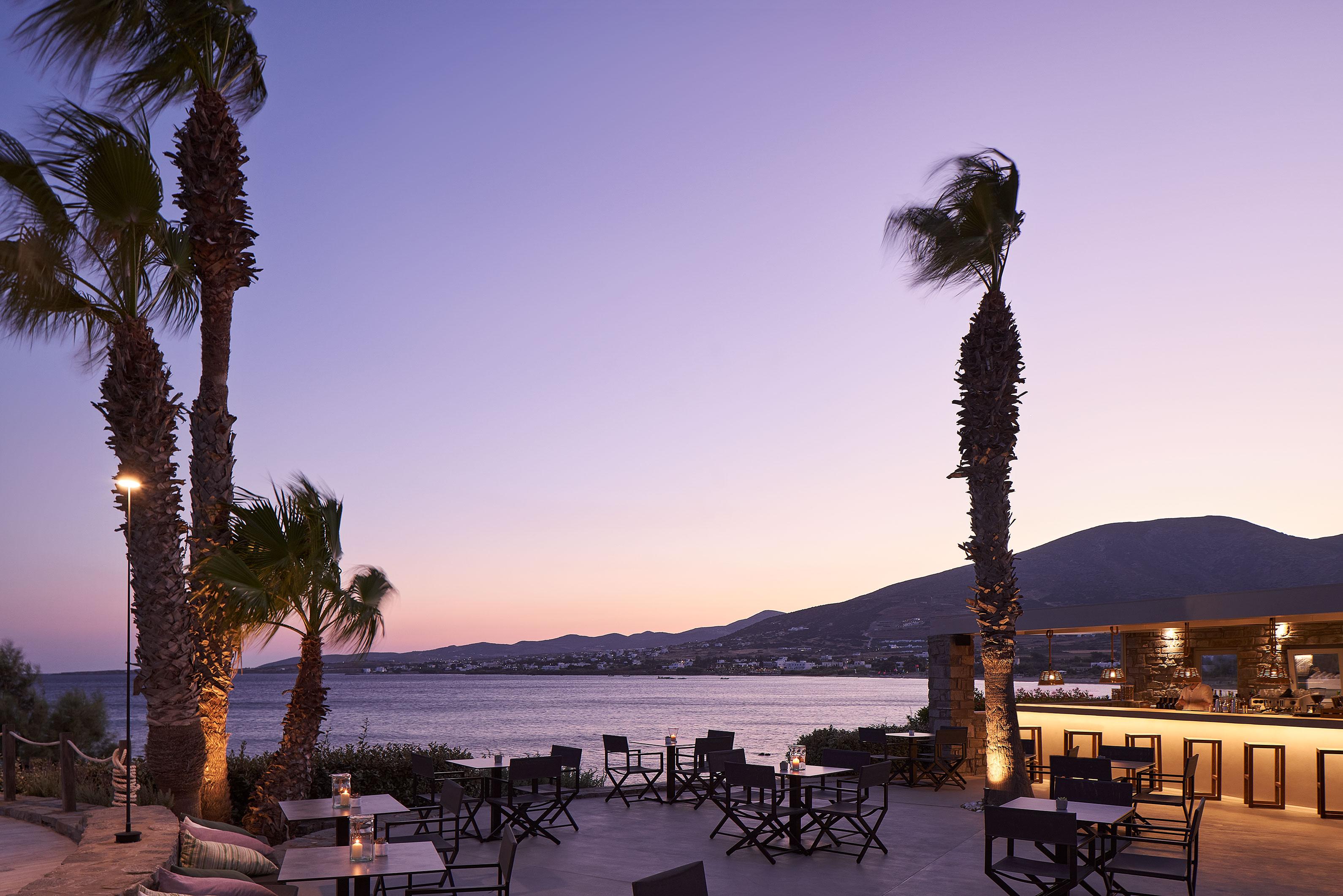 Poseidon Of Paros & Hotel Chrisi Akti (Paros)
