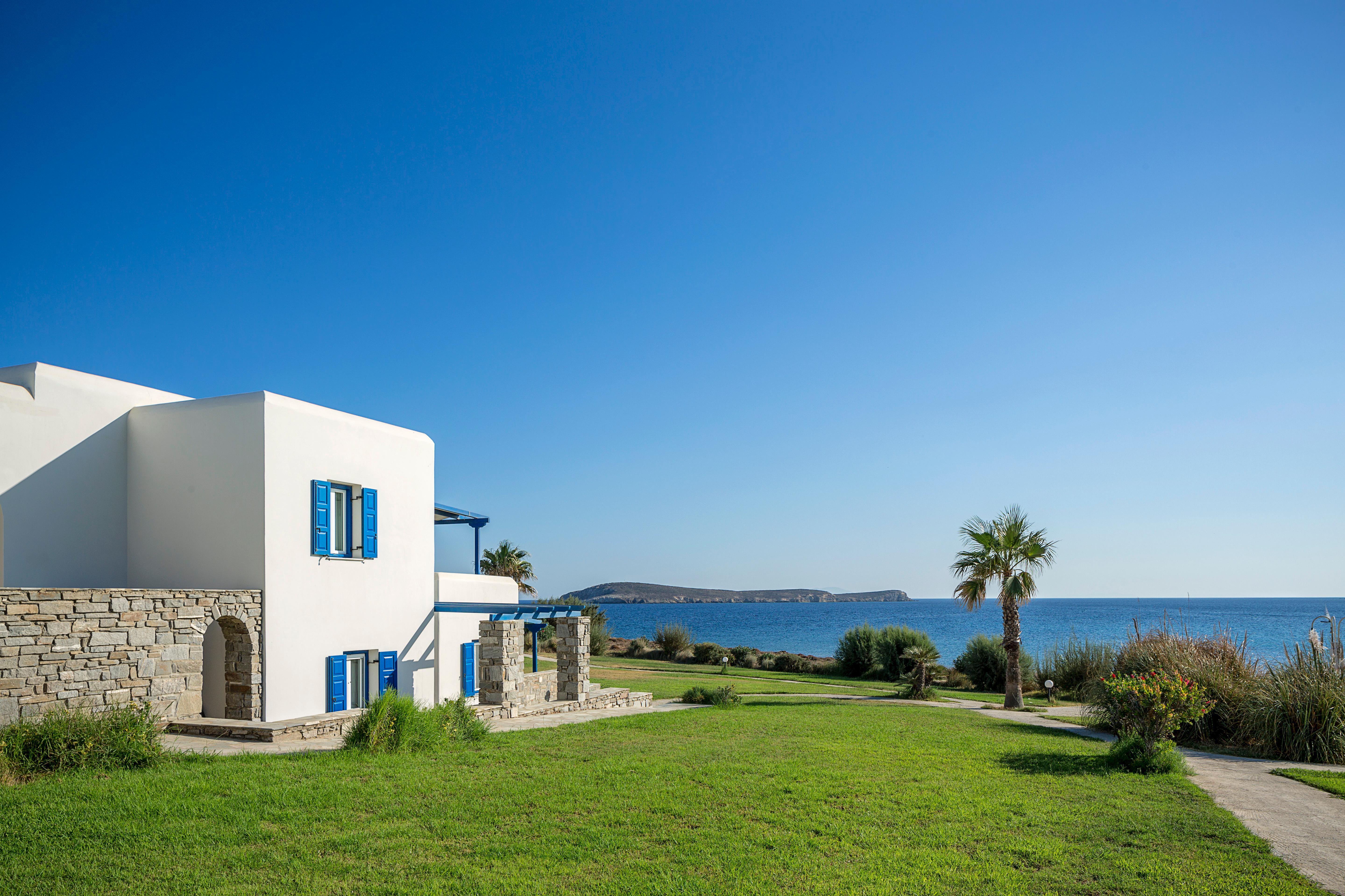 Poseidon Of Paros & Hotel Chrisi Akti (Paros)