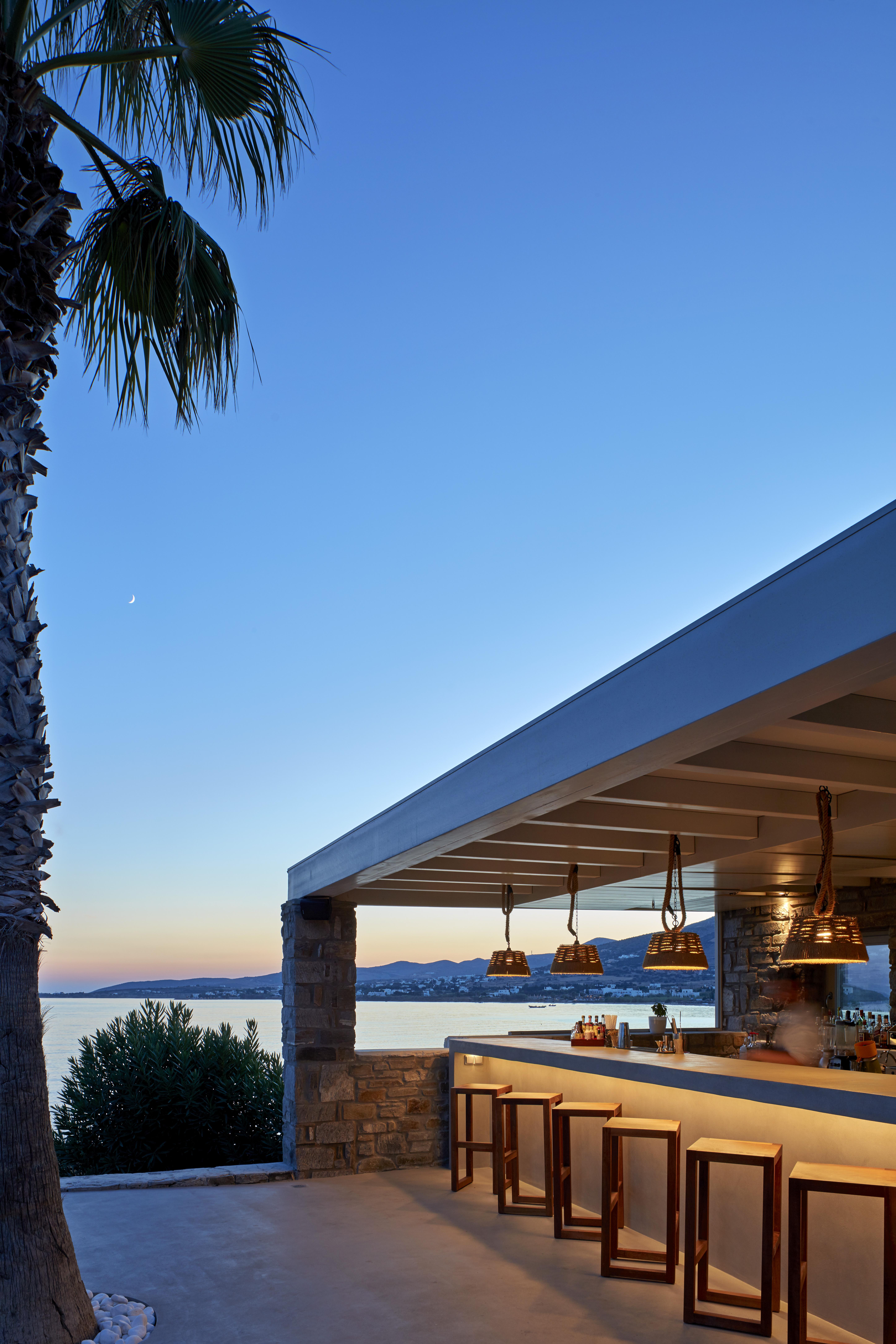 Poseidon Of Paros & Hotel Chrisi Akti (Paros)