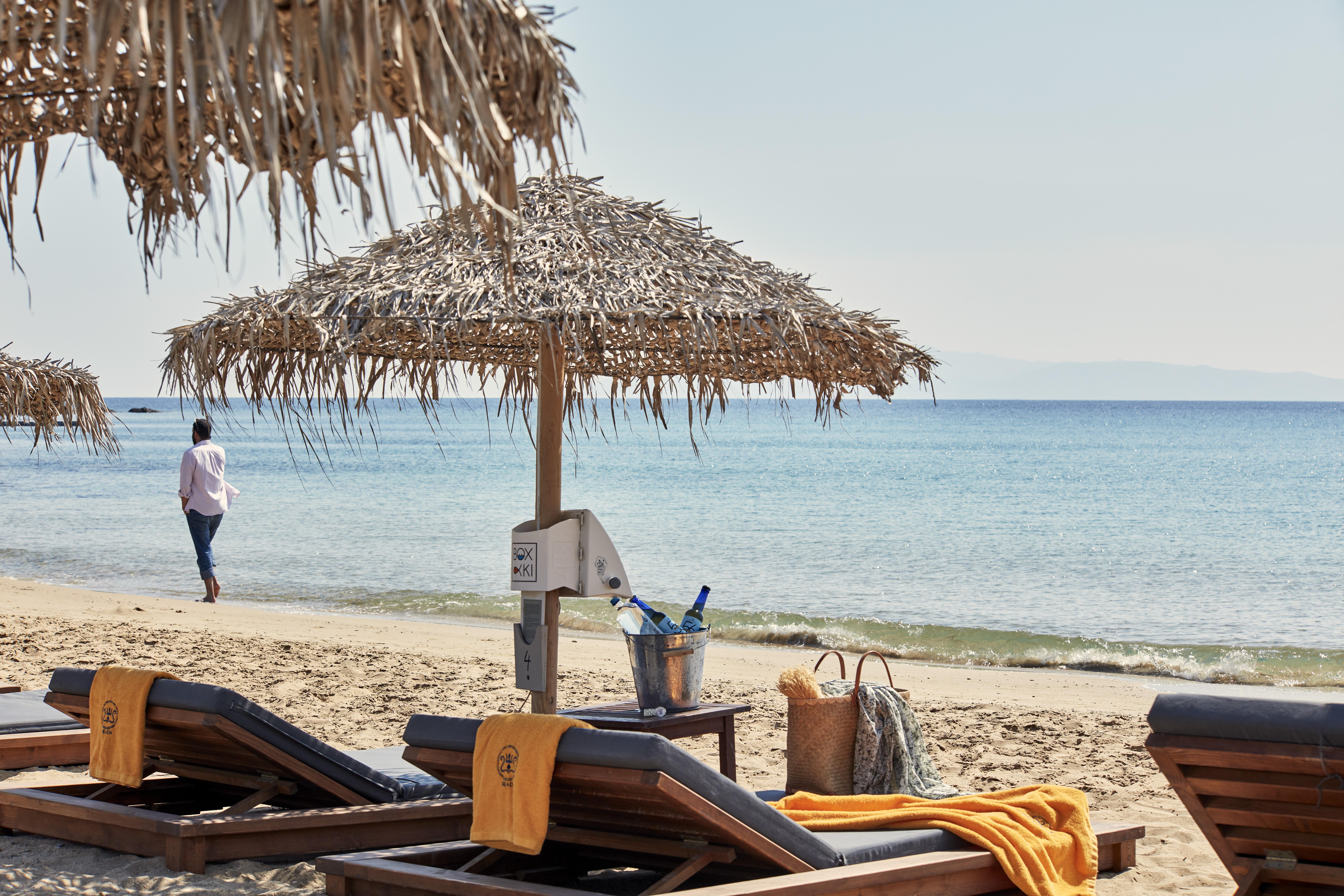 Poseidon Of Paros & Hotel Chrisi Akti (Paros)