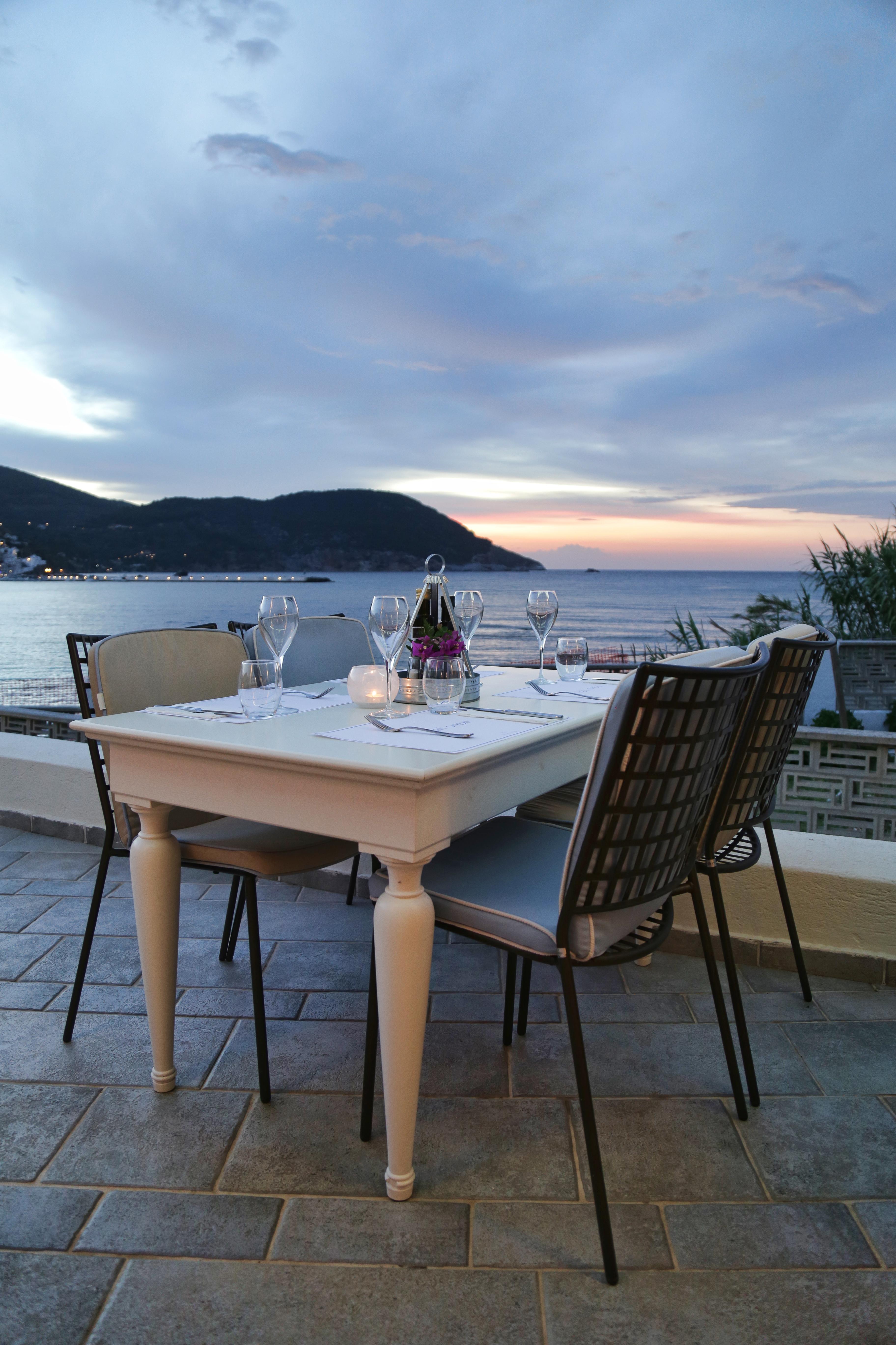 Village Hotel 5*