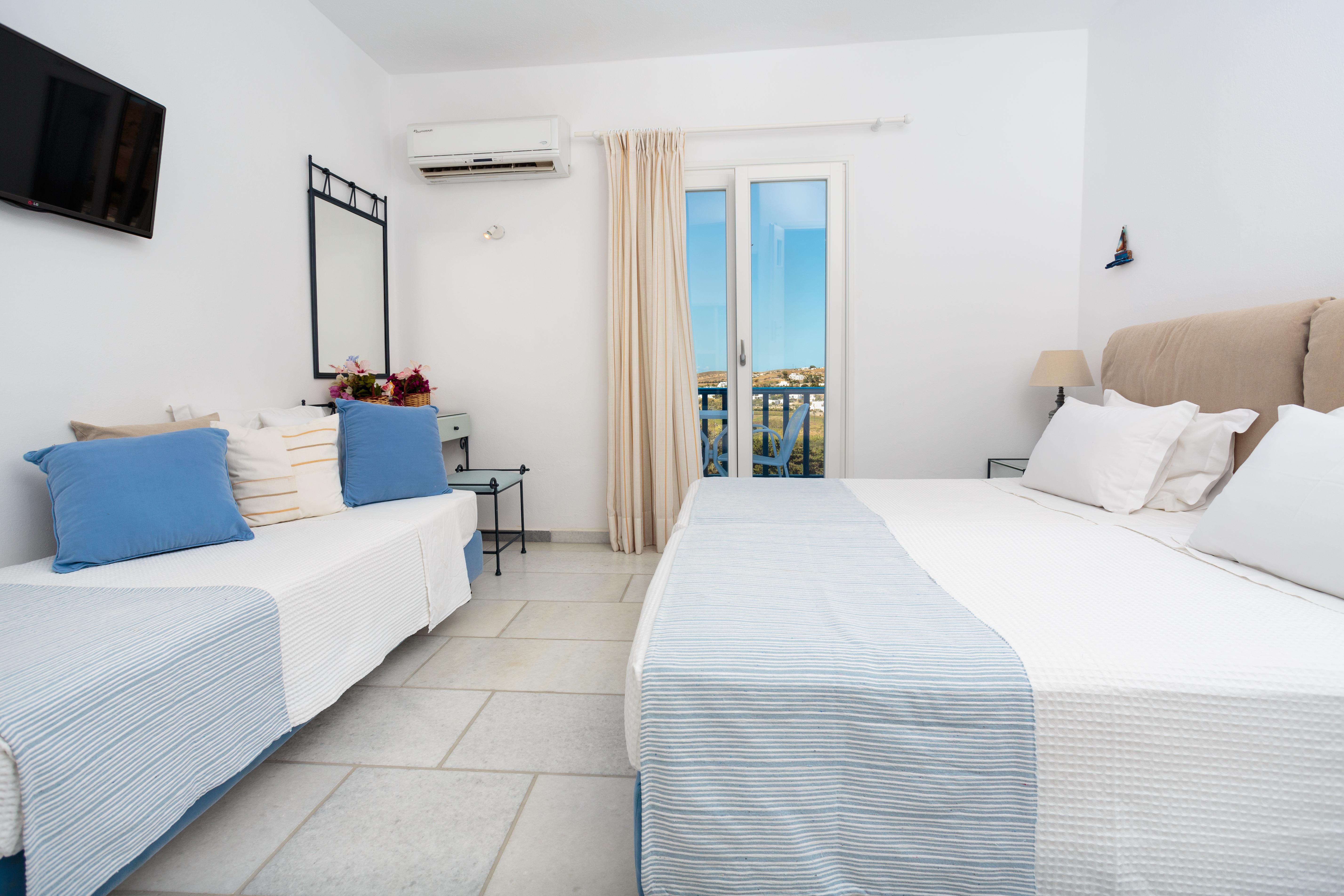 Hotel Pyrgaki 4*