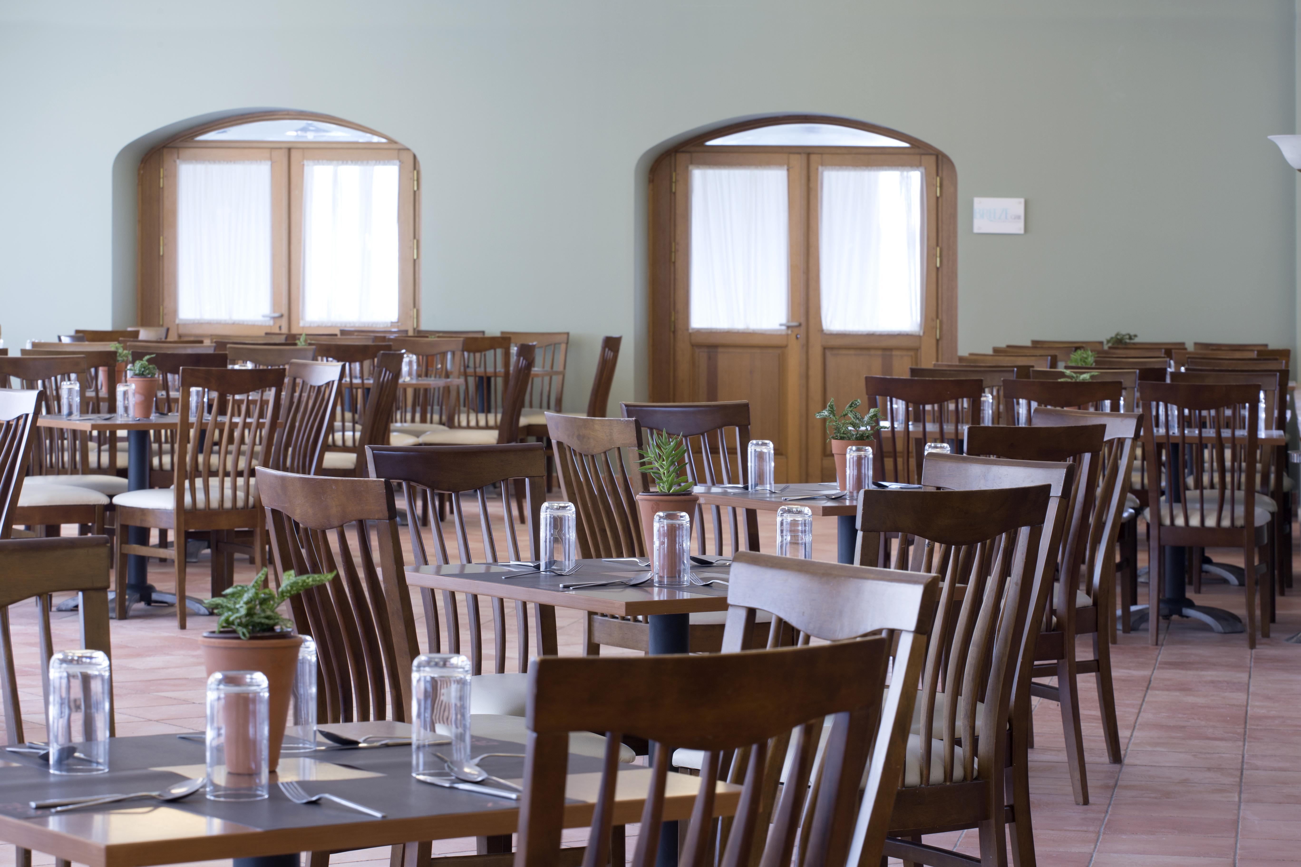 Hotel & Eretria (Evia)