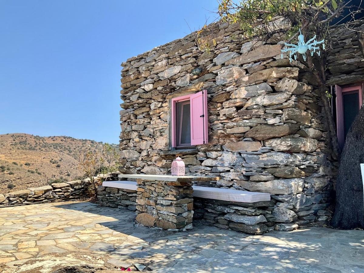 Owl's Nest/the Pink Holiday home