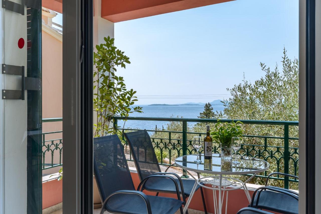 Villa Seaview Leana With Private Pool By Konnect, Nisaki *