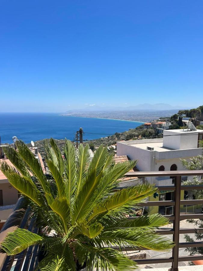 Holiday home πετροχτιστο αρχοντικό με υπεροχή θεα