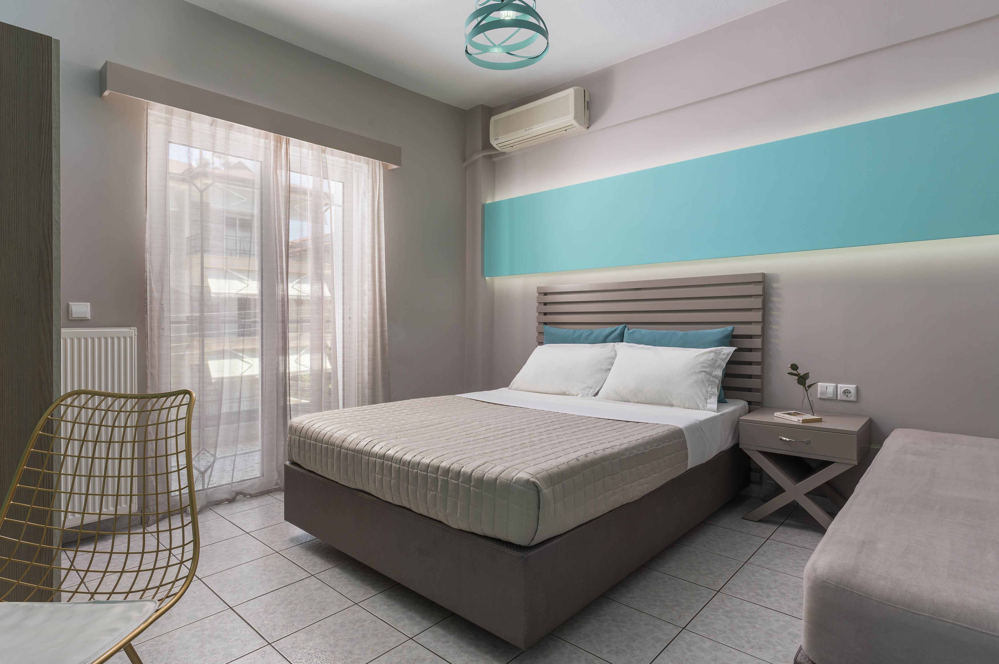 Ouzas Luxury Hotel 3*