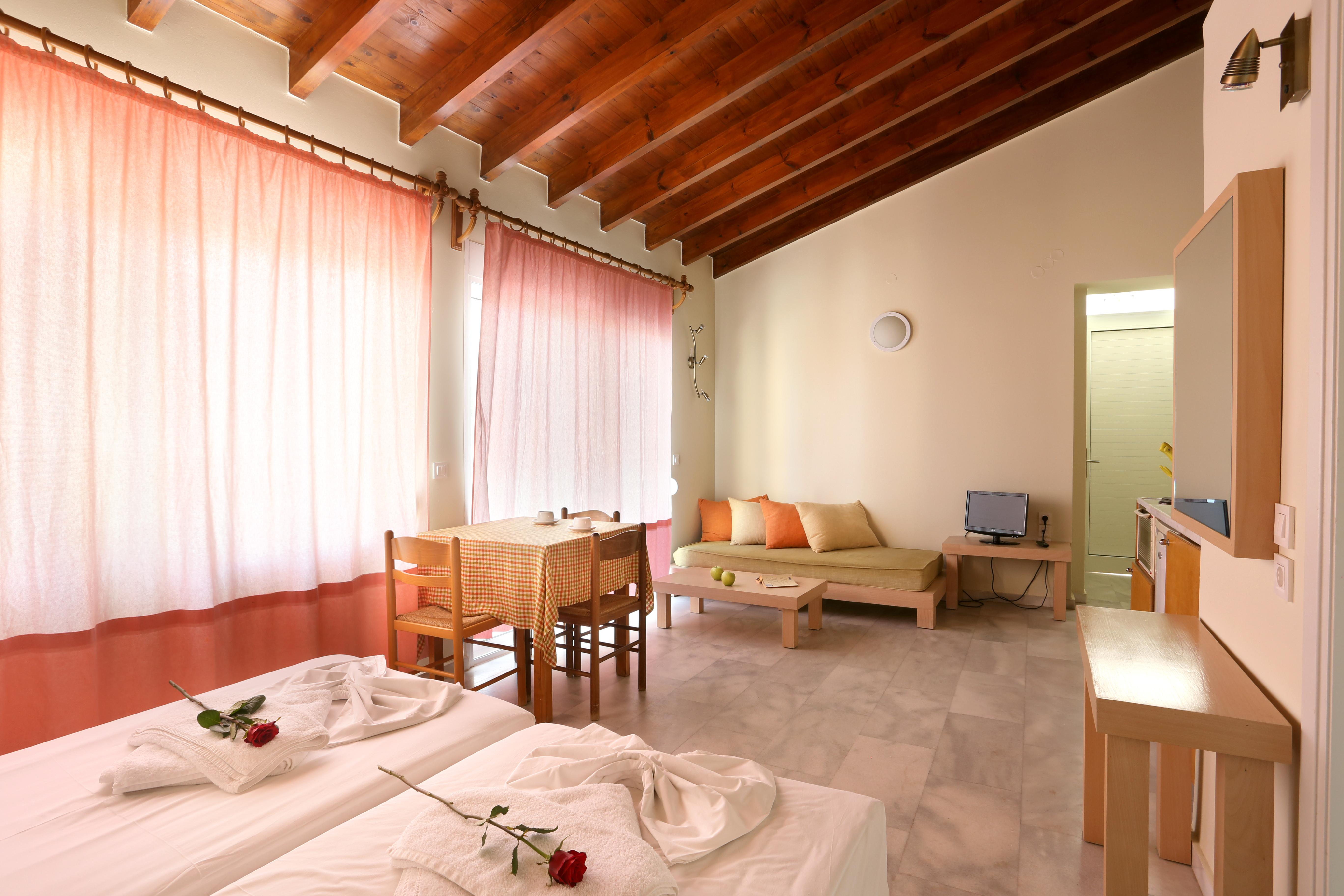 Aparthotel Elma's Dream & Kato Daratso