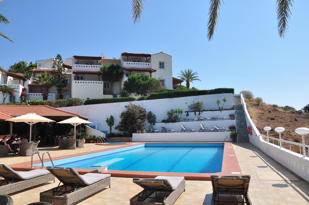 Aparthotel Castri Village
