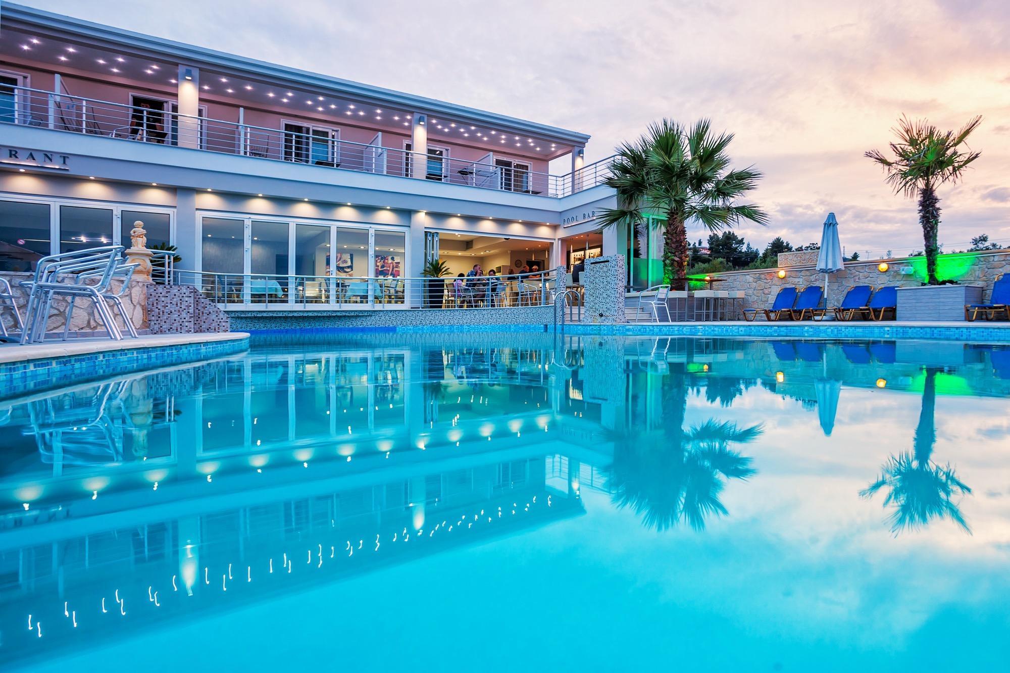Anna Hotel Aparthotel 3*