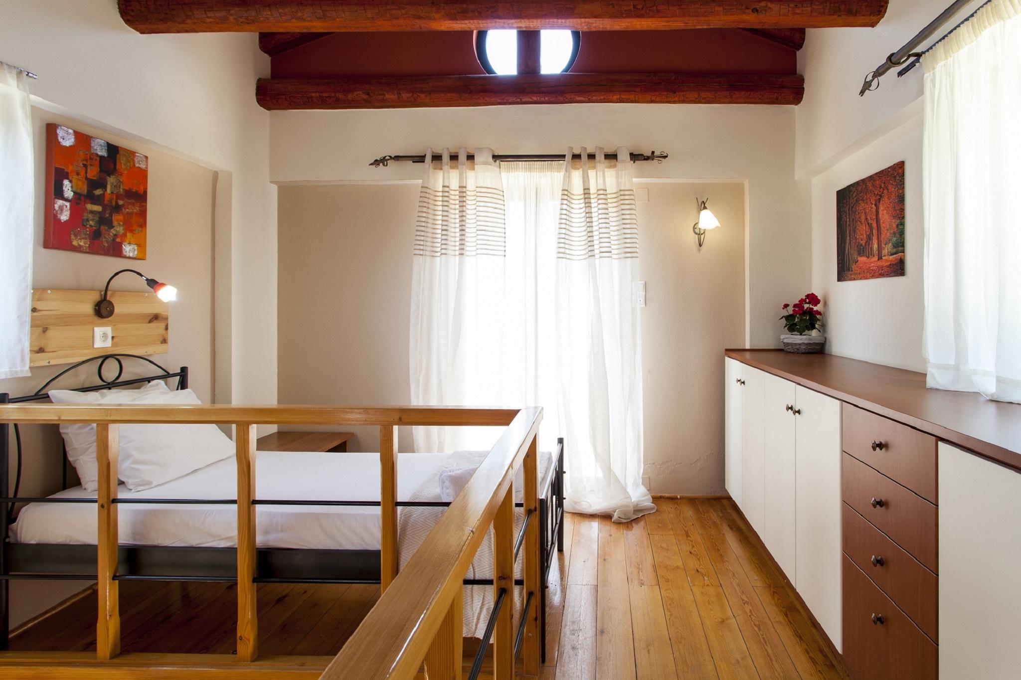 Estate Kares Aparthotel Tilisos