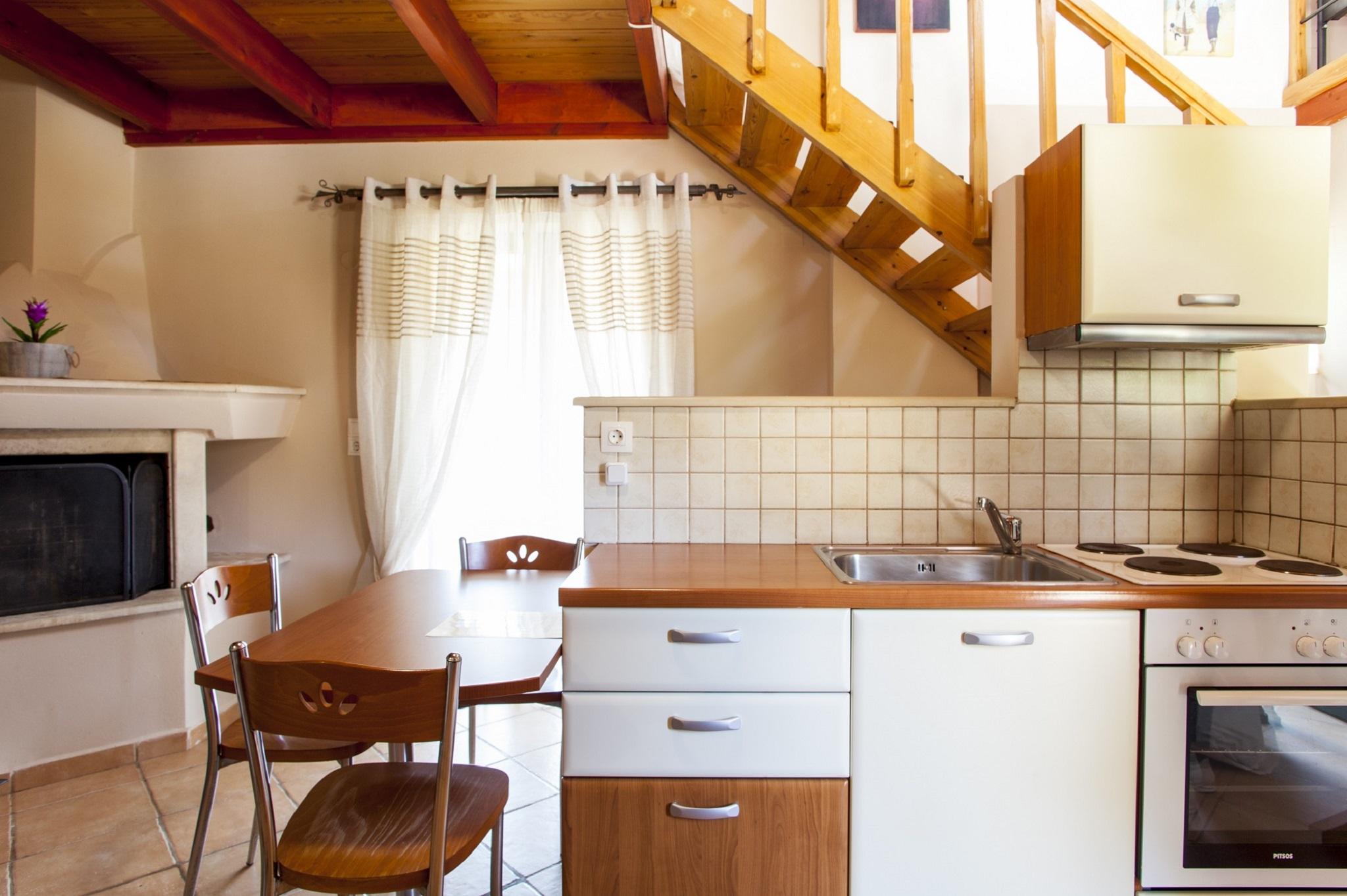 Estate Kares Aparthotel 4*