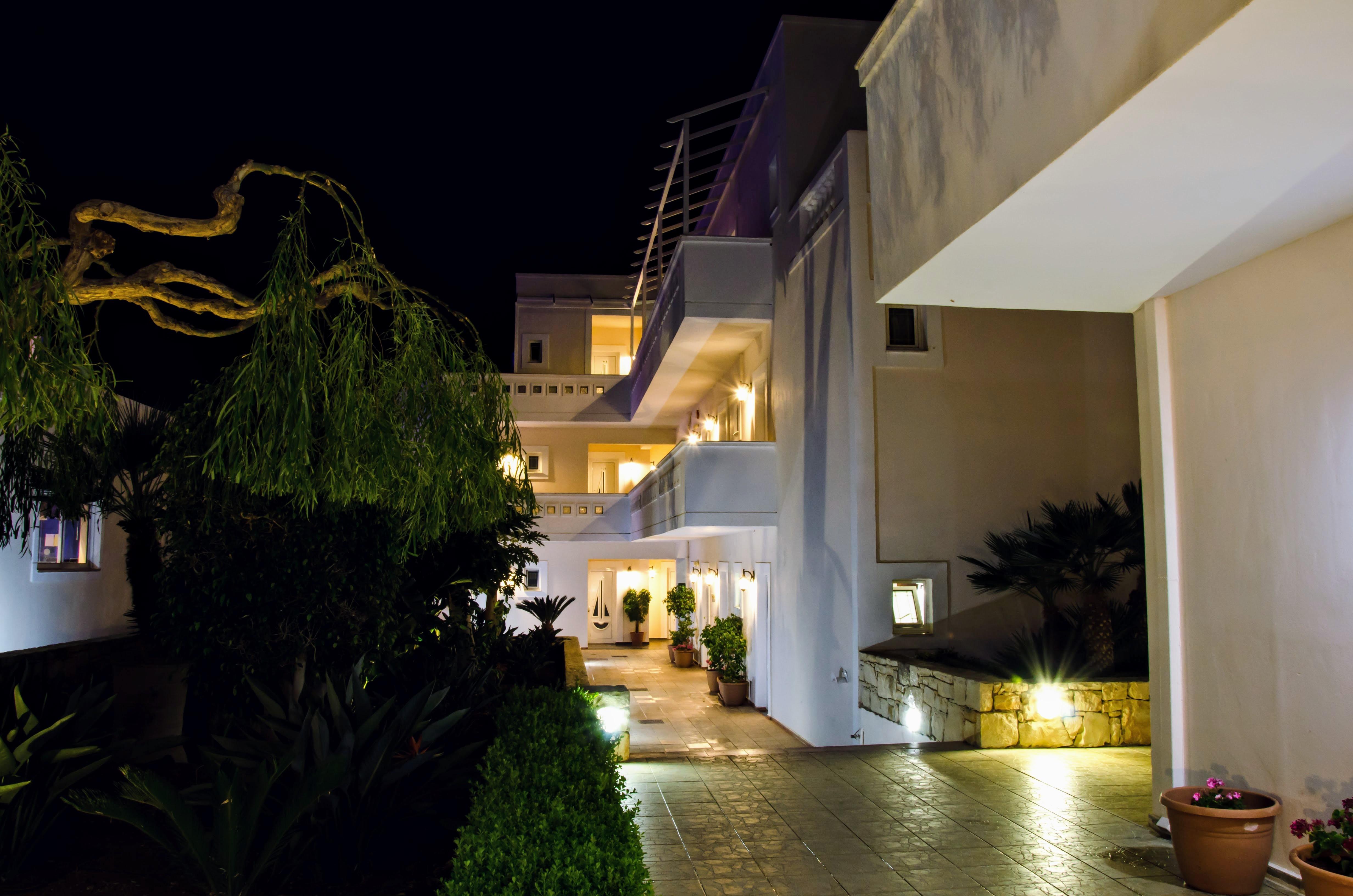 Aparthotel Yiannis Manos Malia (Crete)