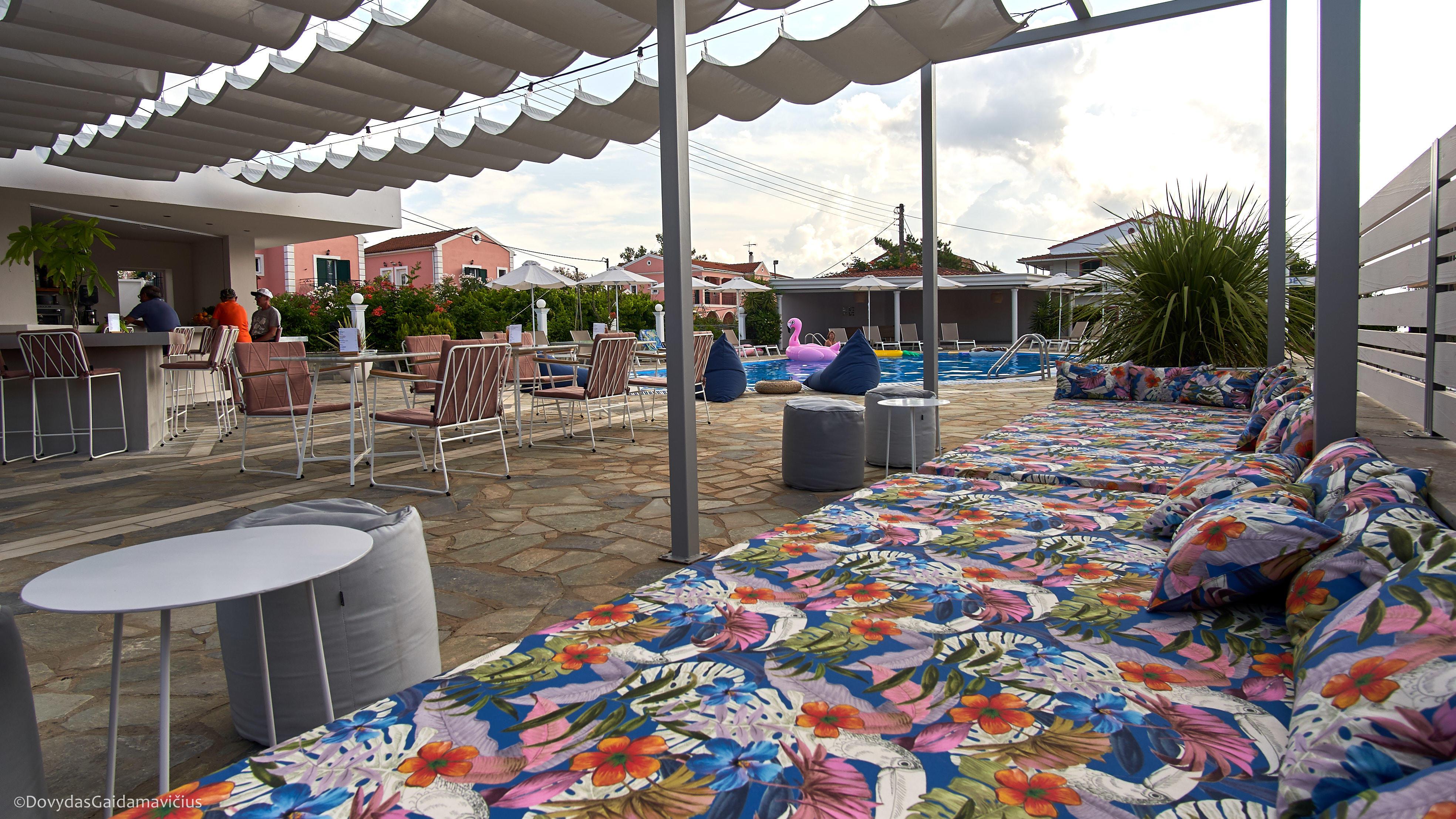 Seaside Aparthotel 3*