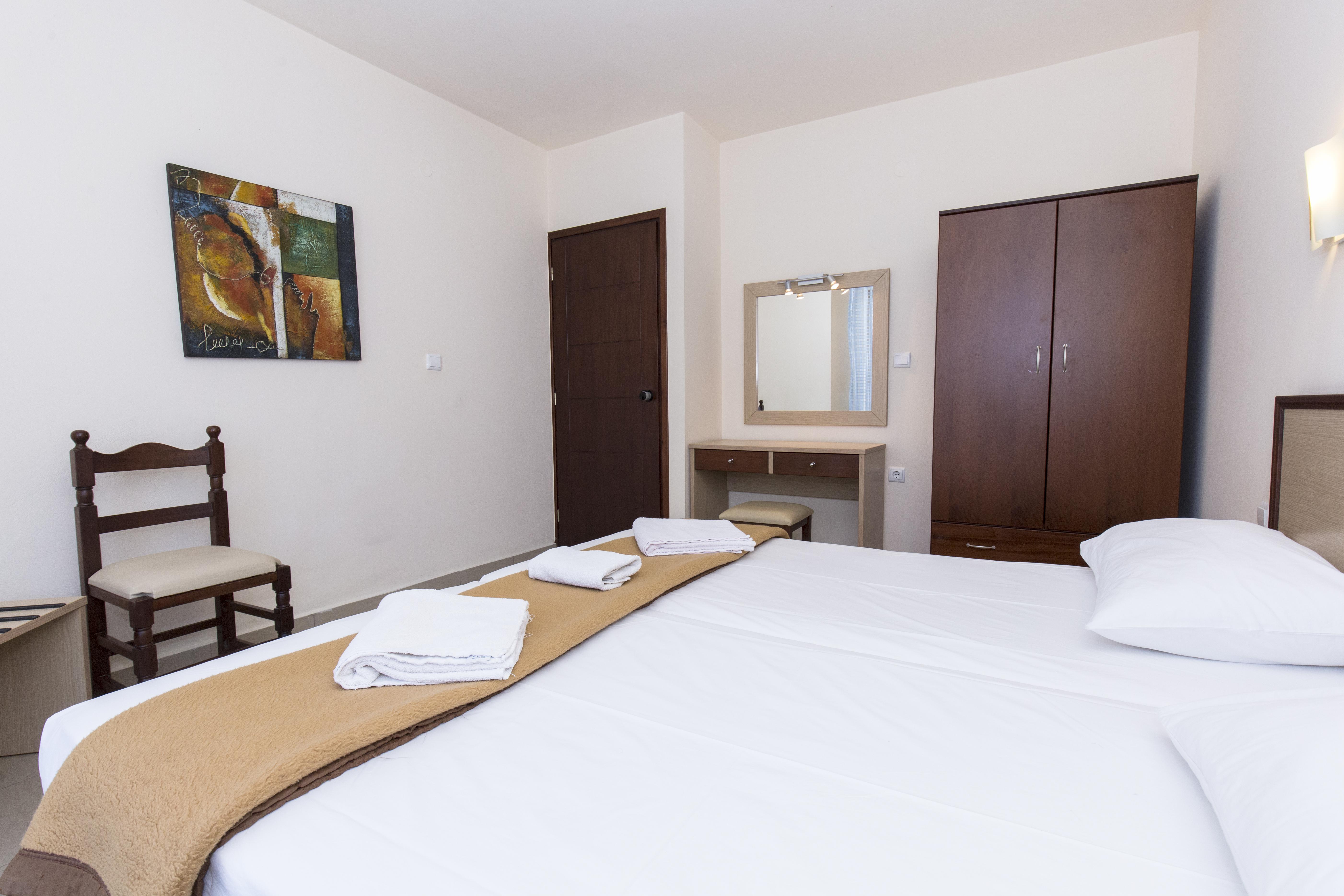 Aparthotel Mandy 2*