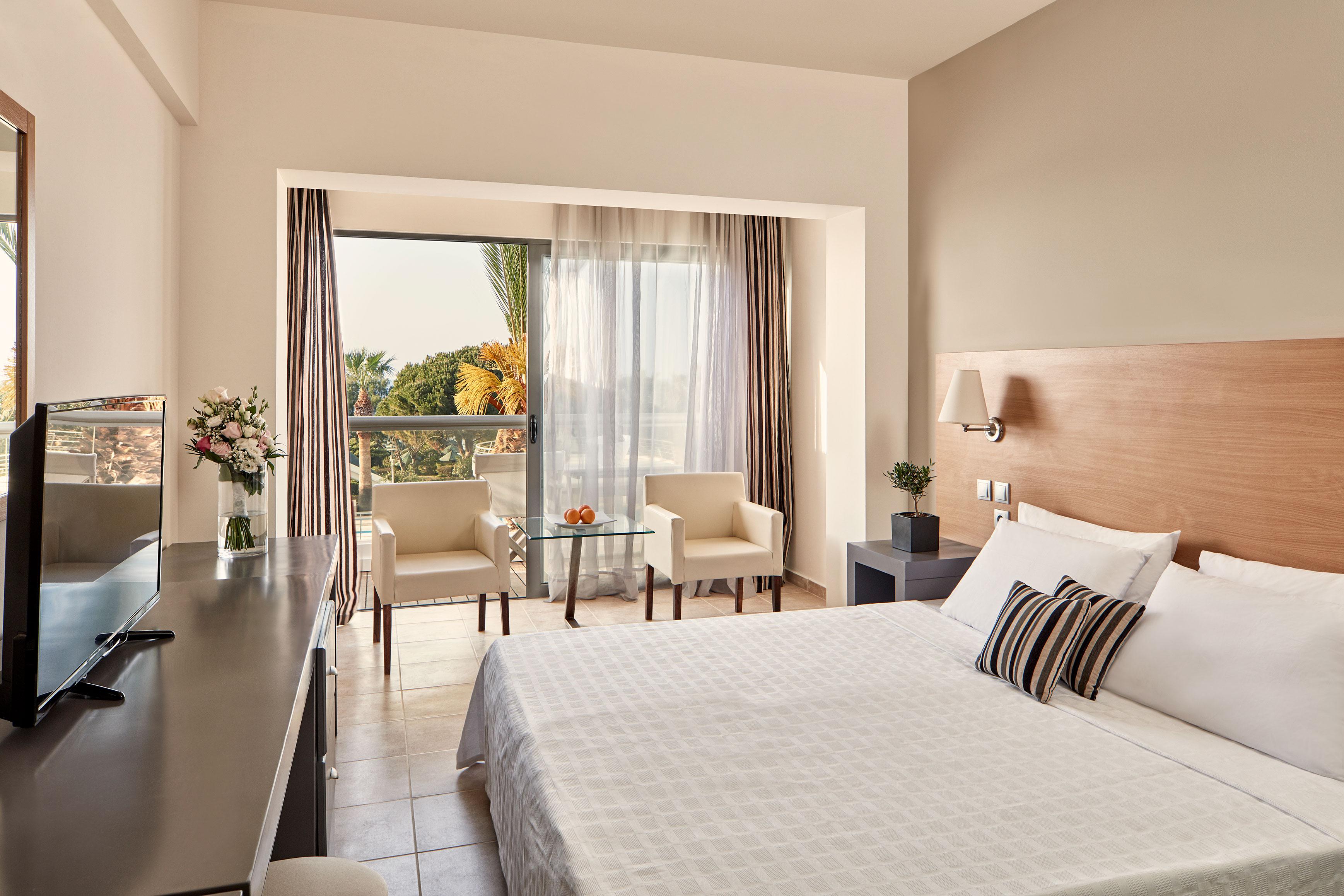 Resort Senses Ocean Blue Sea Side 4*