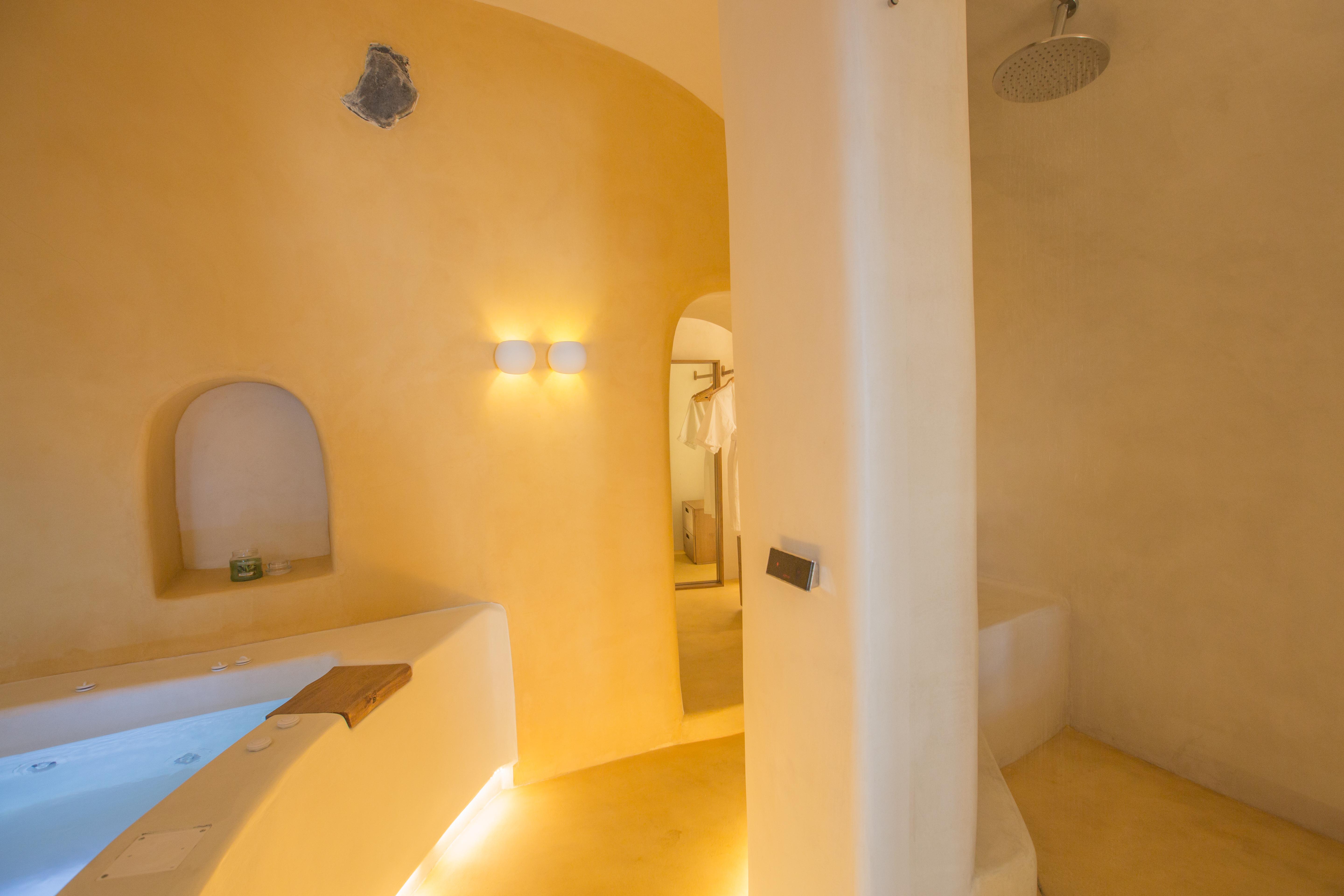 Chic Santorini