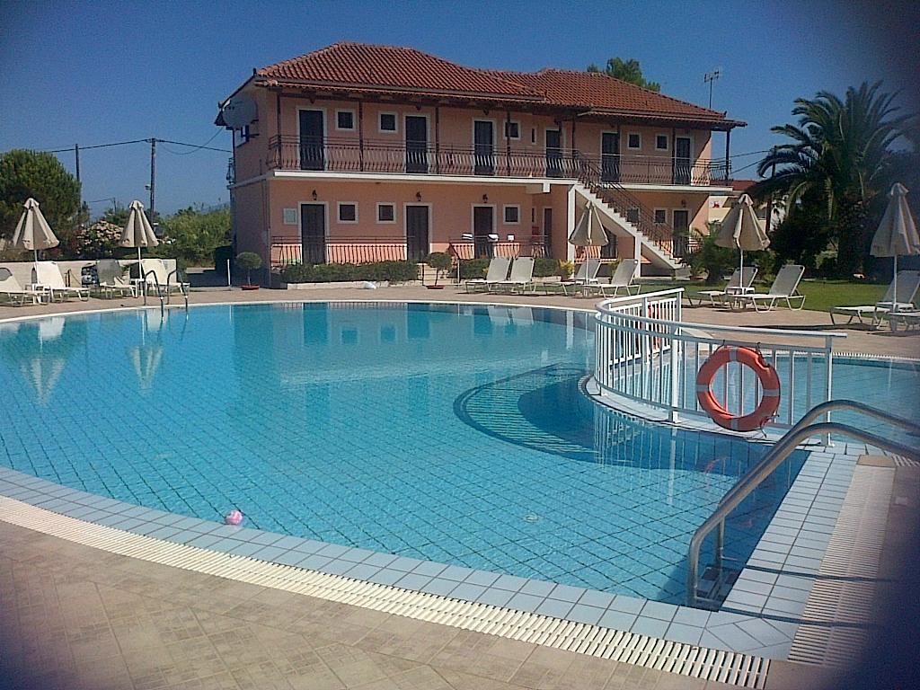 Hotel Eleni's Garden & Castello 3*