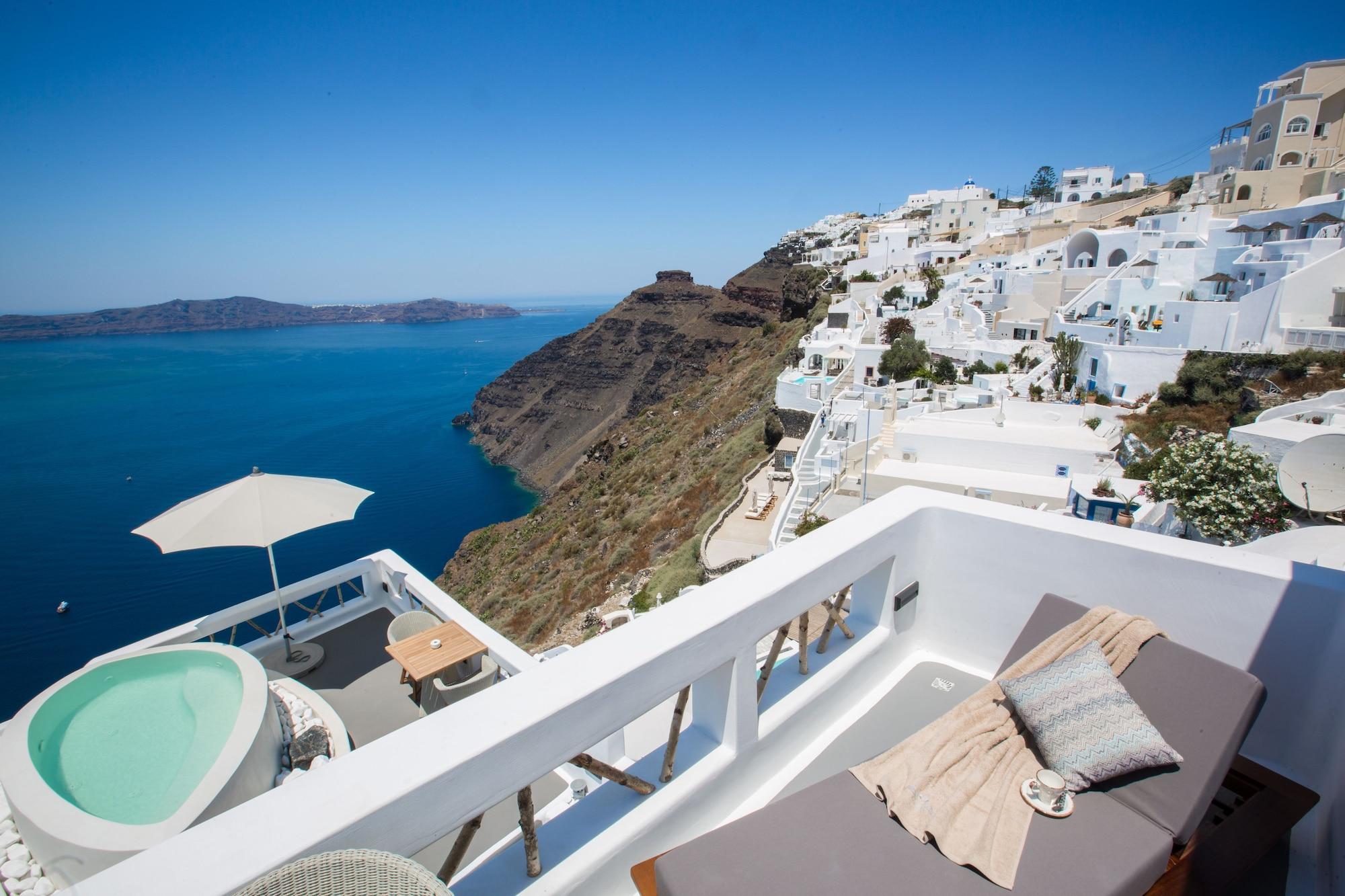 Chic Santorini 3*