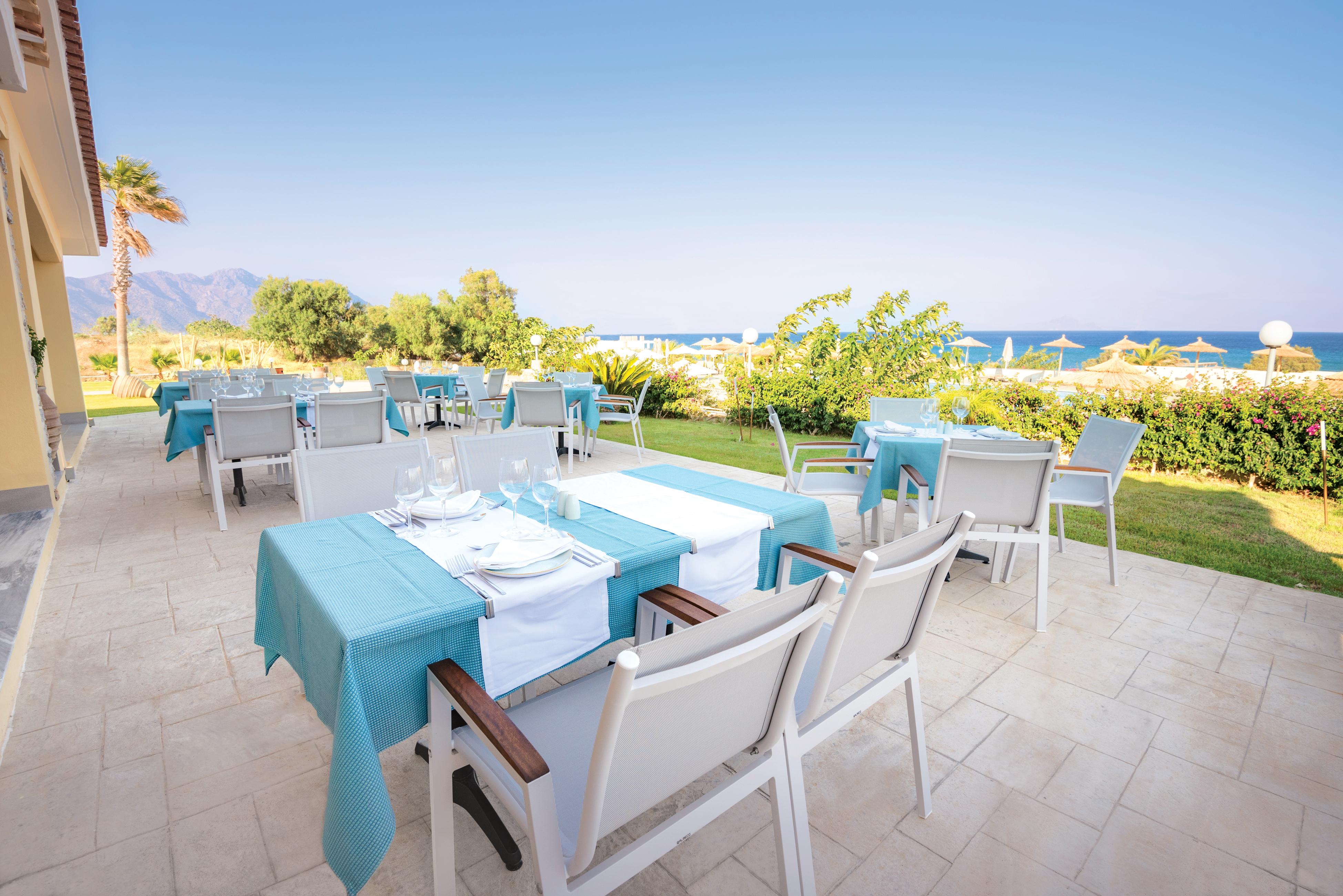 Grand Blue Hotel