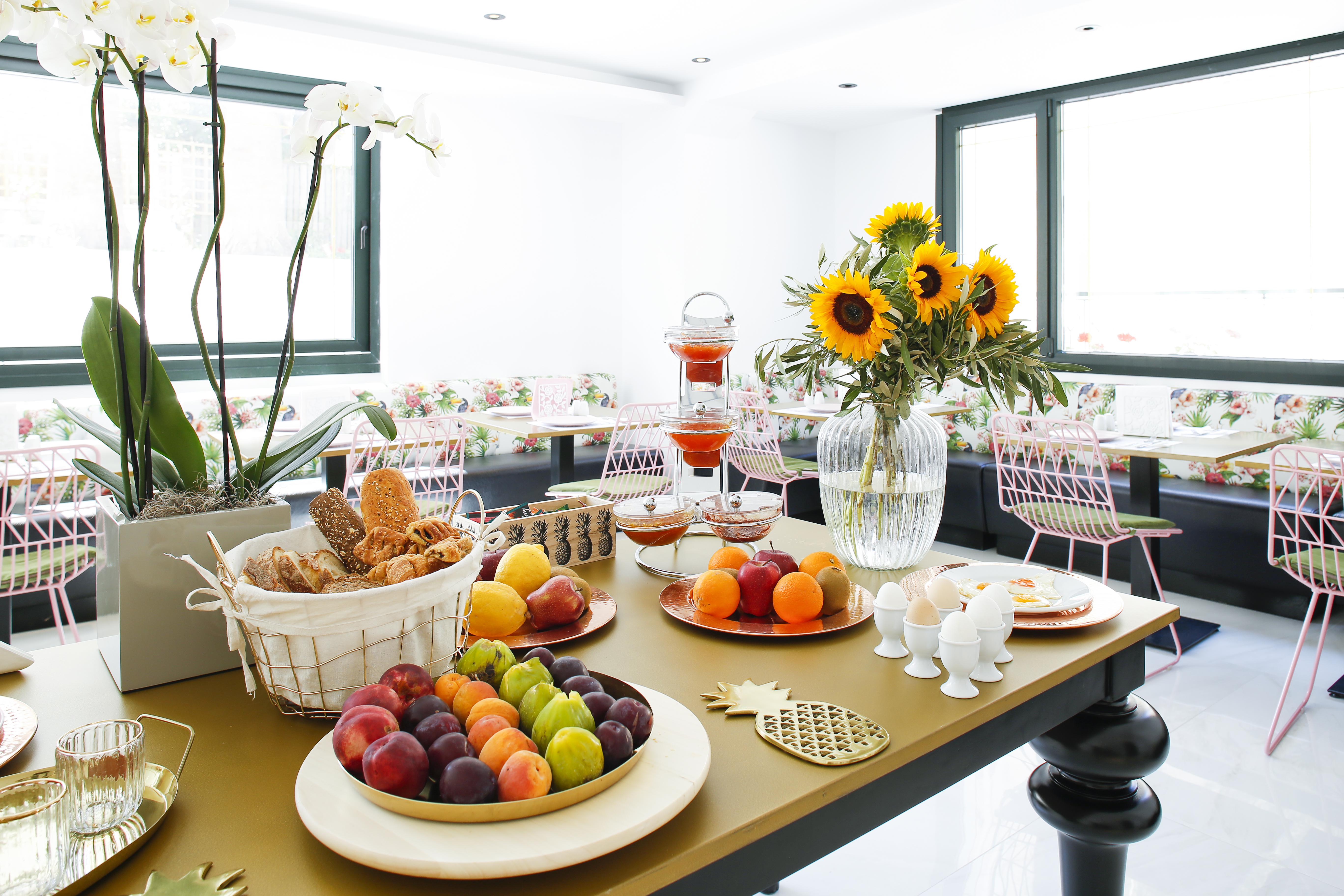 Alley Boutique And Argostoli (Kefalonia)