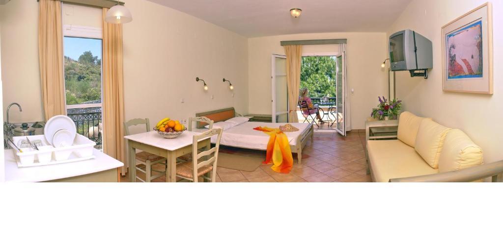 Panselinos Aparthotel