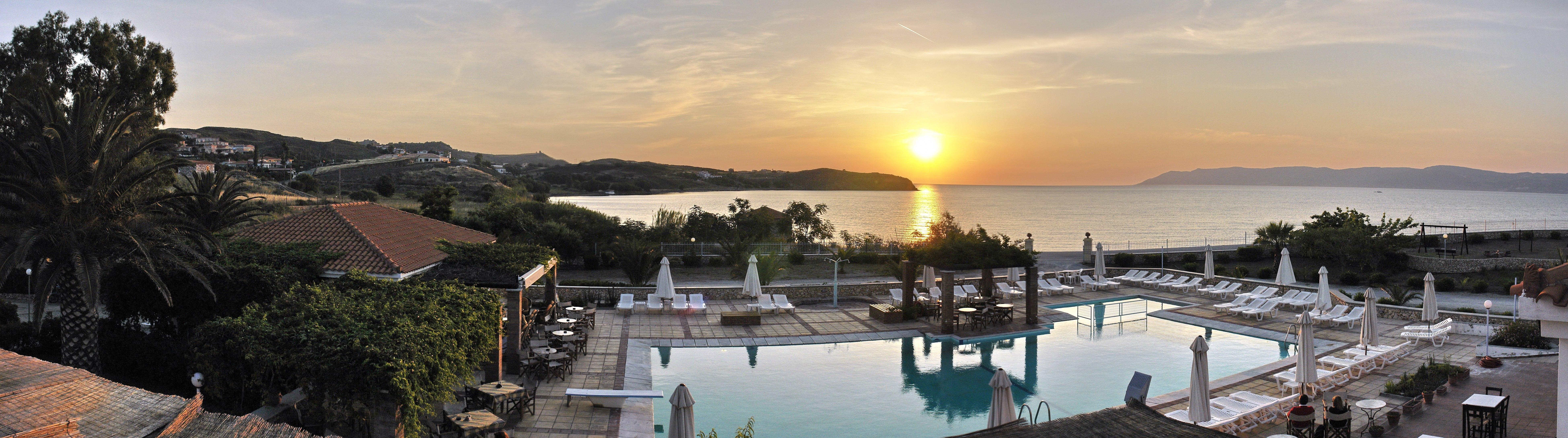 Aparthotel Panselinos Eftalou