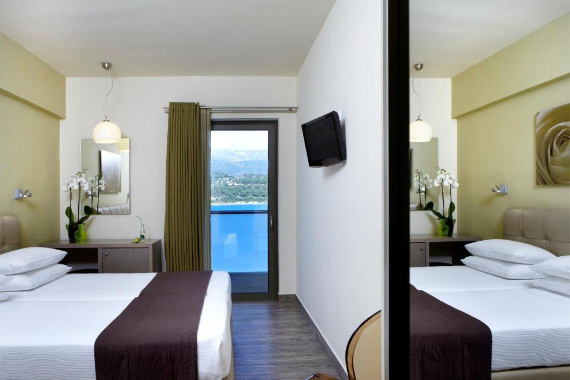 Mouikis Kefalonia Hotel 3*