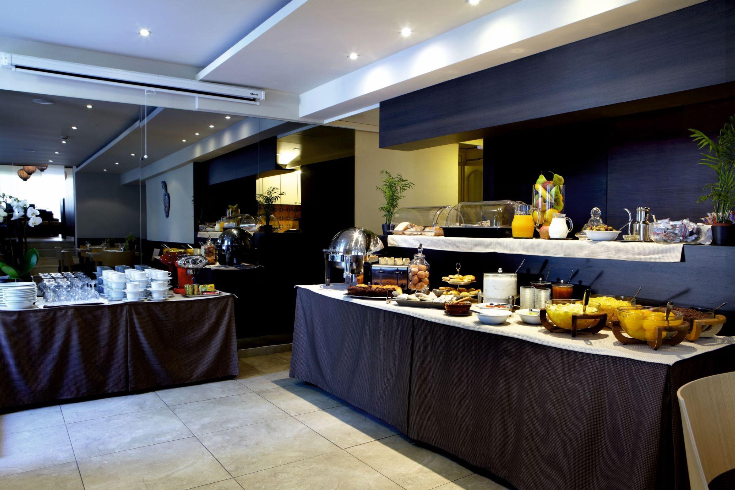 Hotel Mouikis Kefalonia 3*