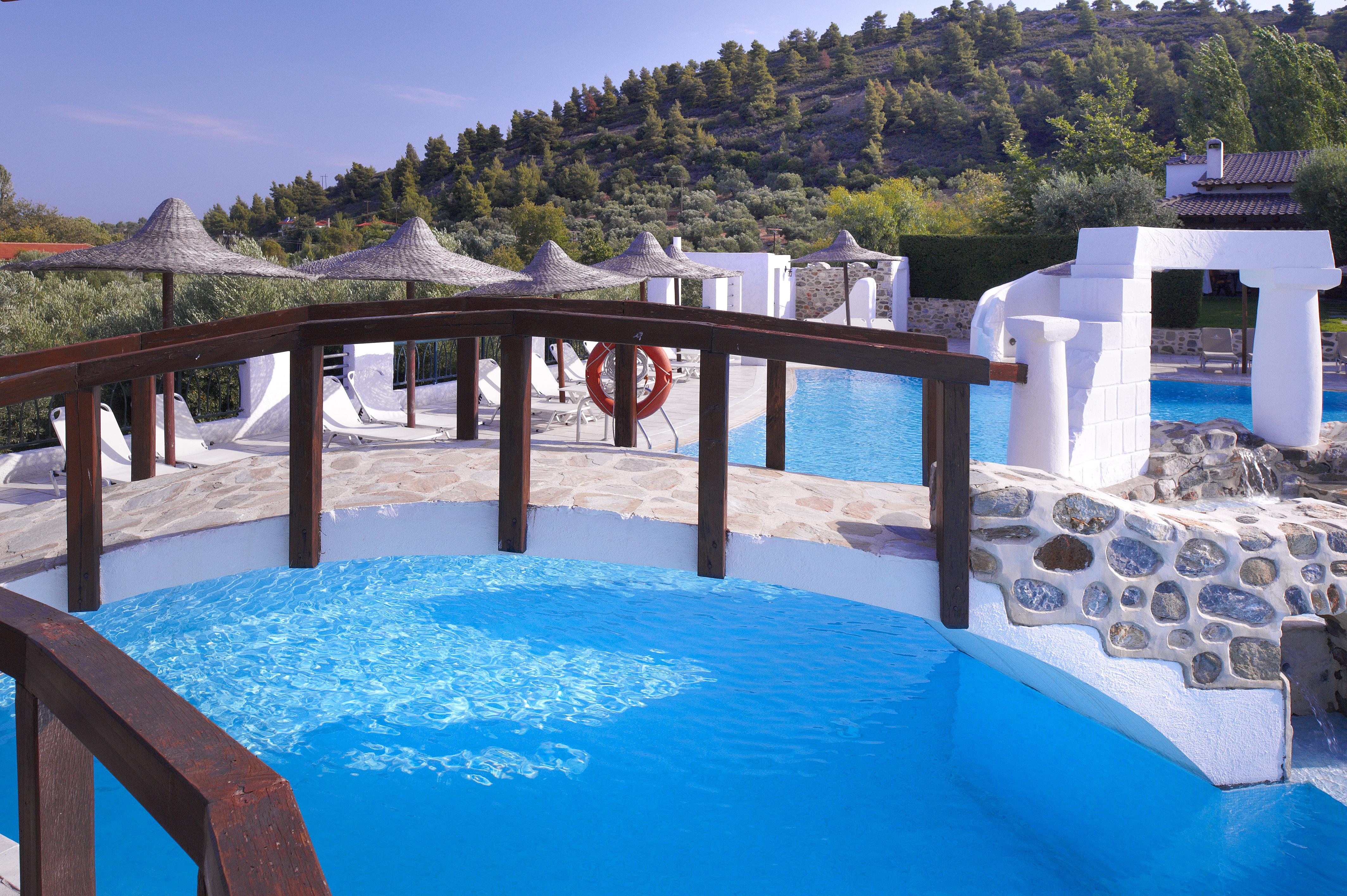 Acrotel Athena 5* Elia Nikitis