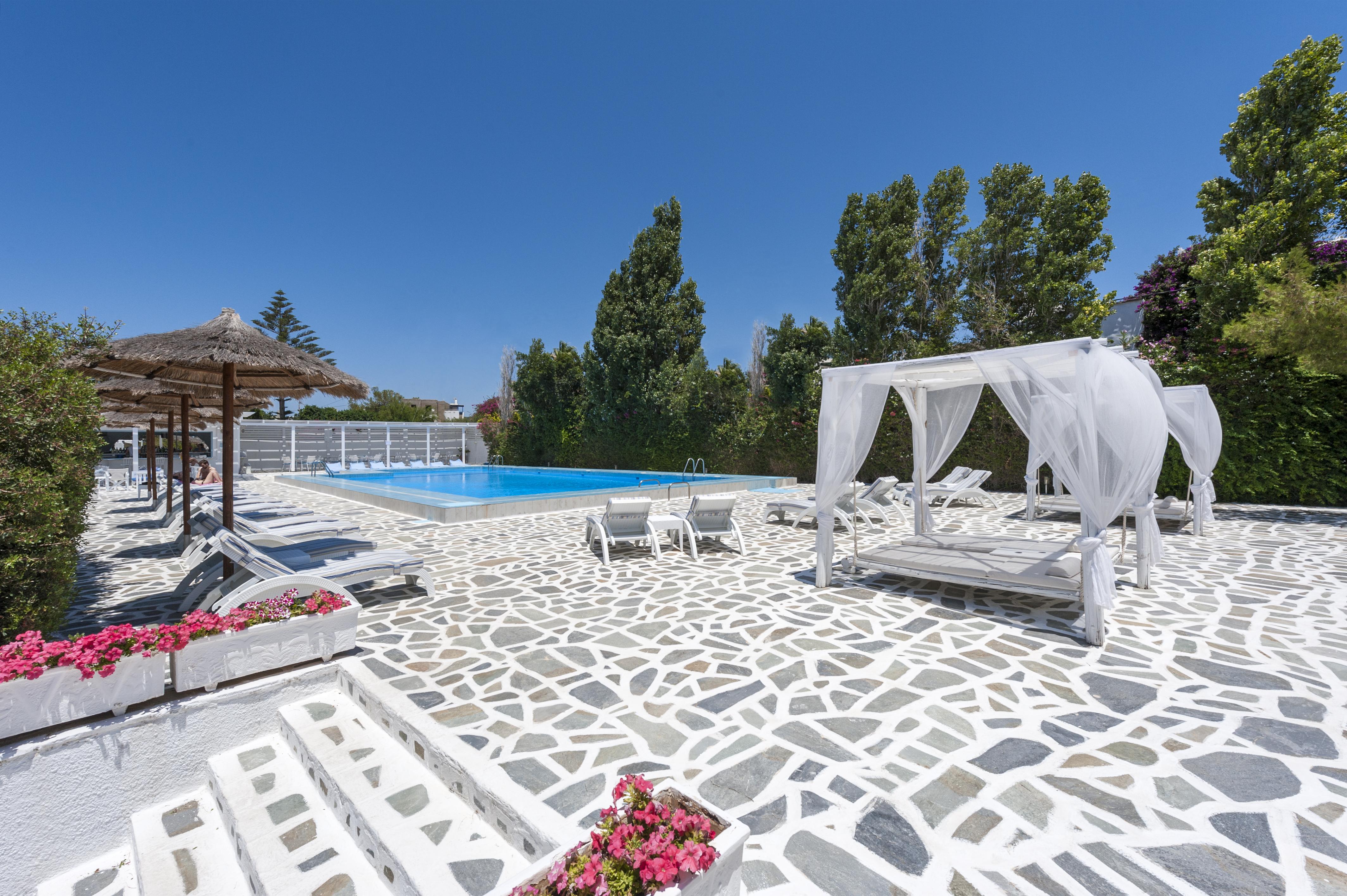 Narges Hotel 4*