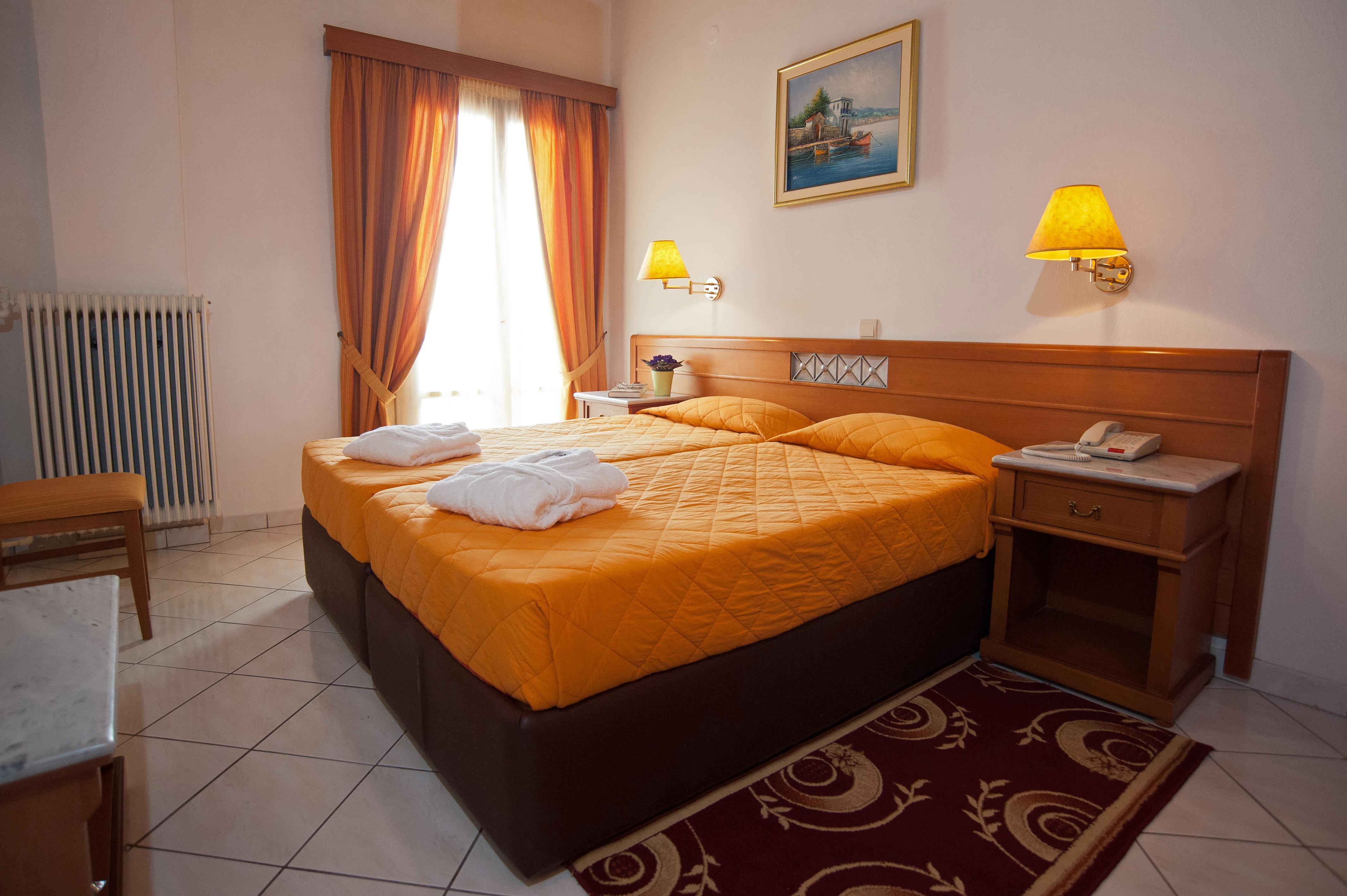 Acropole Hotel 3*