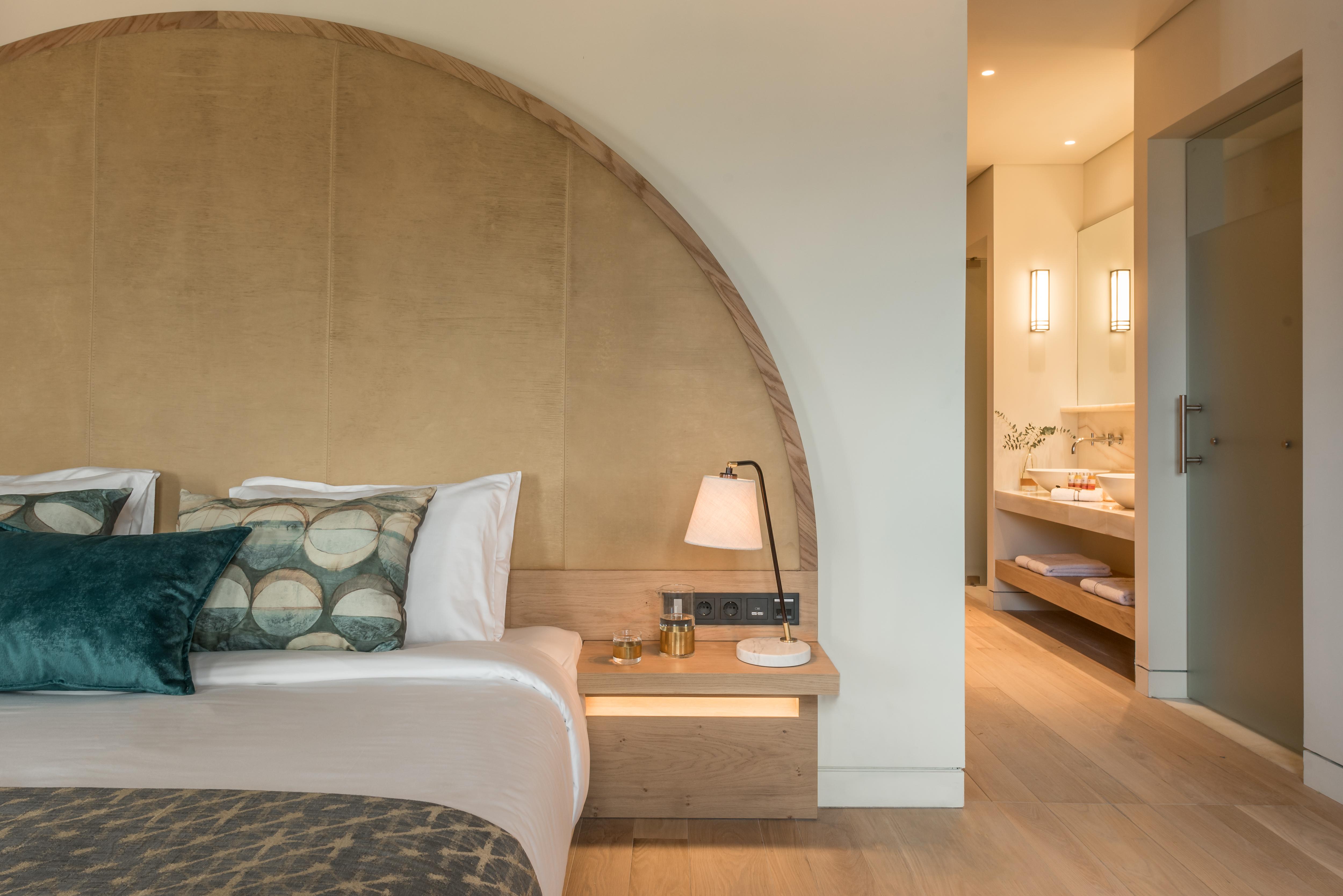 Euphoria Retreat - A Holistic Wellbeing Destination 5* Mystras