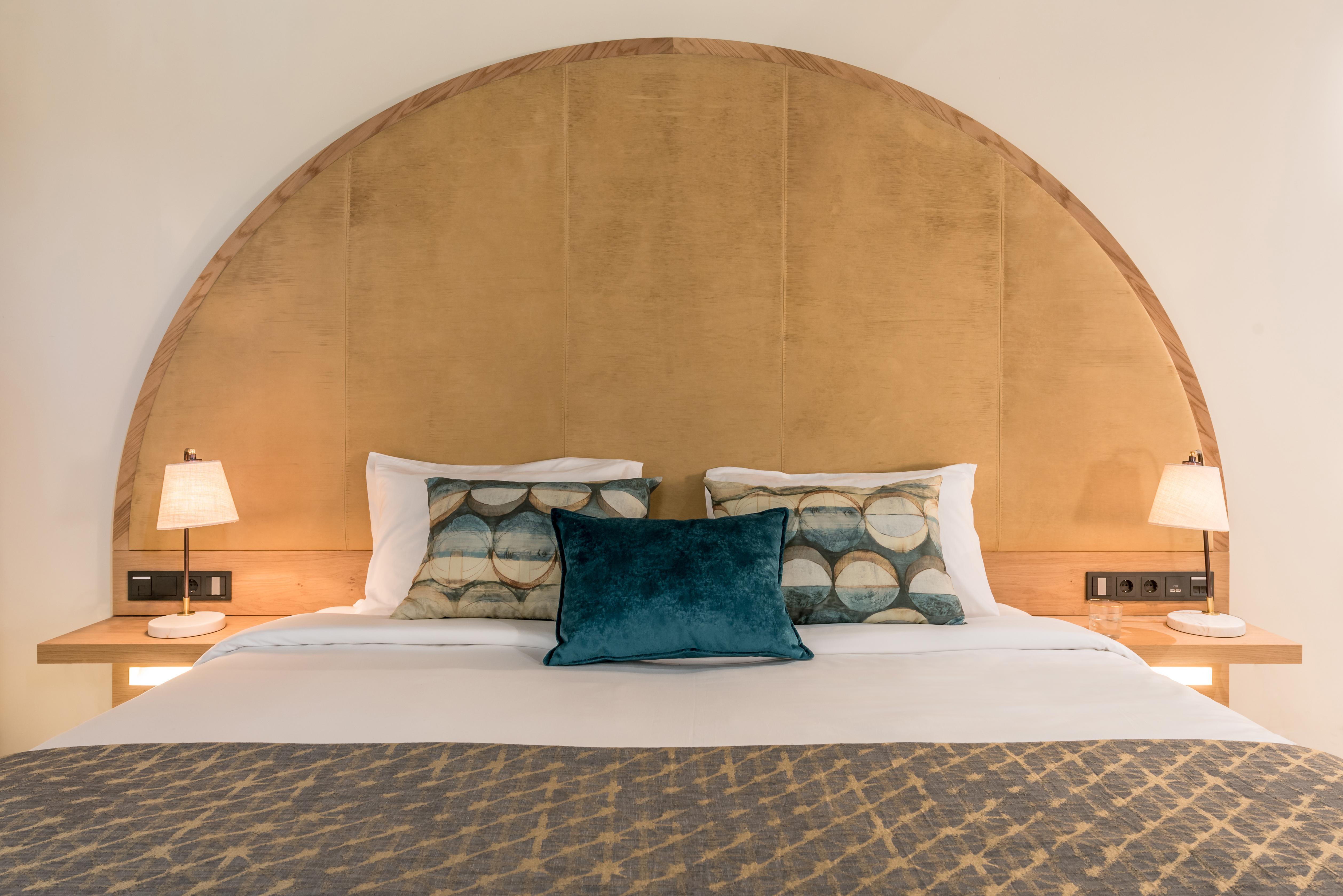 Euphoria Retreat - A Holistic Wellbeing Destination 5* Mystras