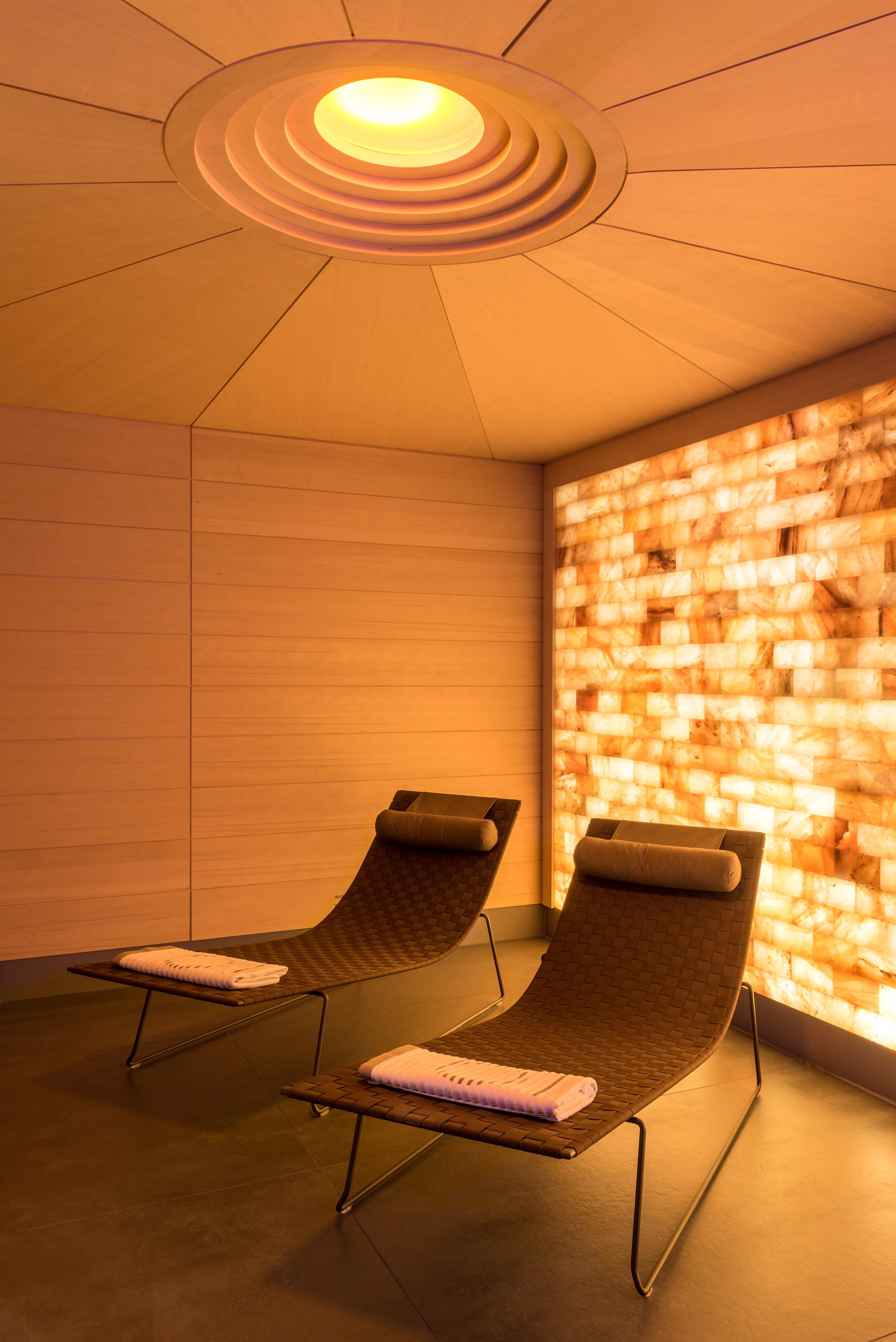 Hotel Euphoria Retreat - A Holistic Wellbeing Destination