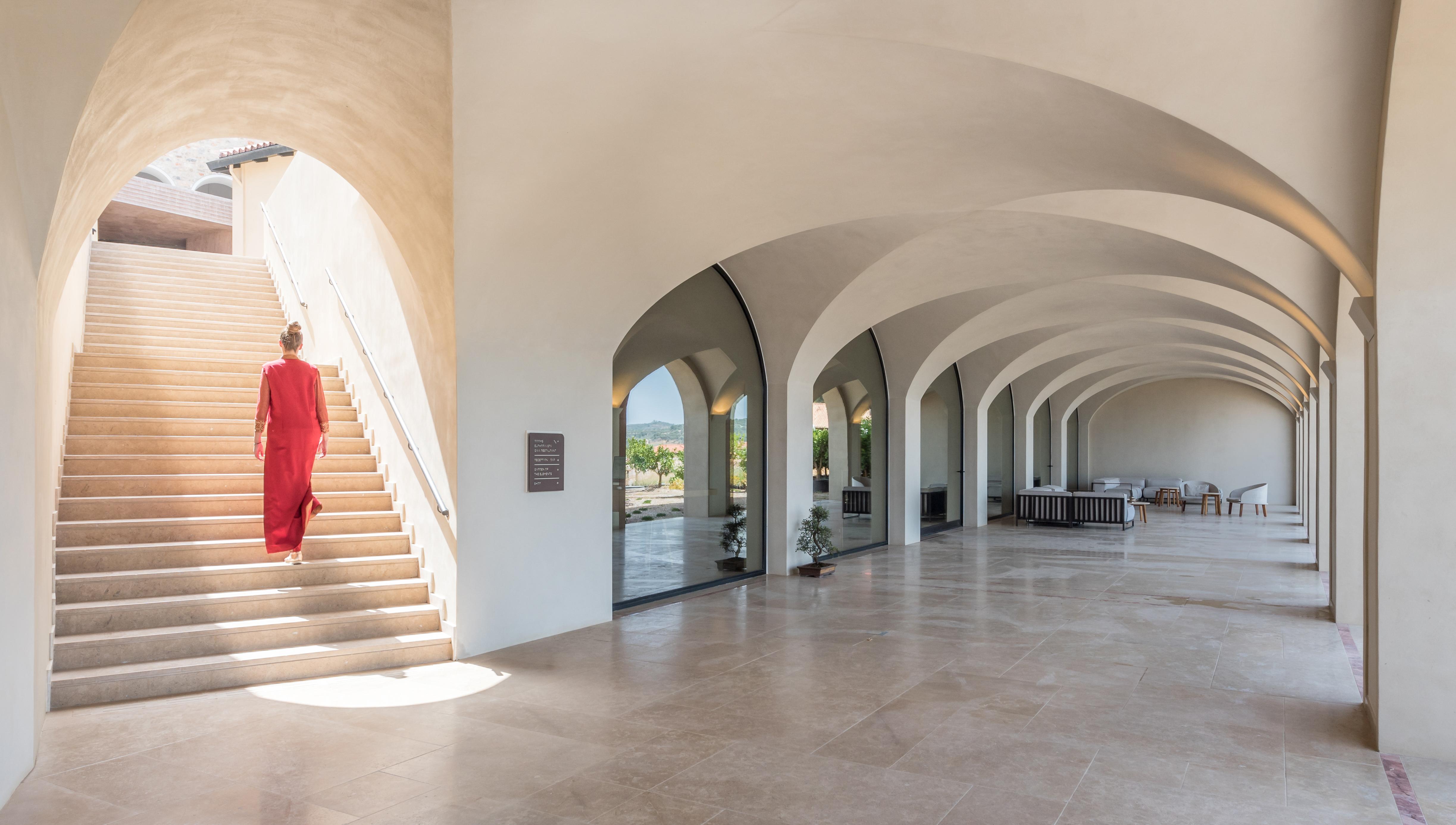 Euphoria Retreat - A Holistic Wellbeing Destination Hotel Mystras