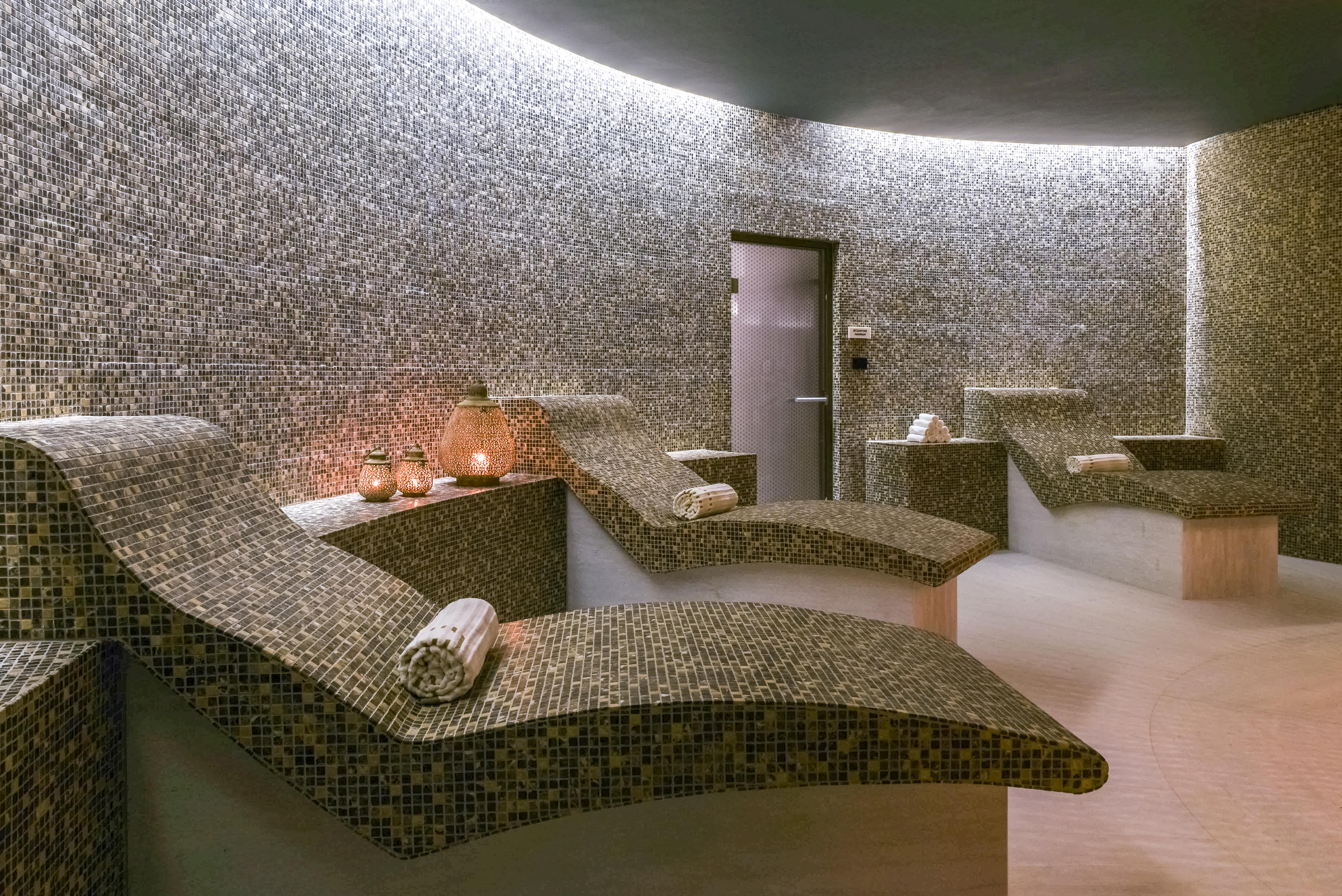 Euphoria Retreat - A Holistic Wellbeing Destination Hotel 5*
