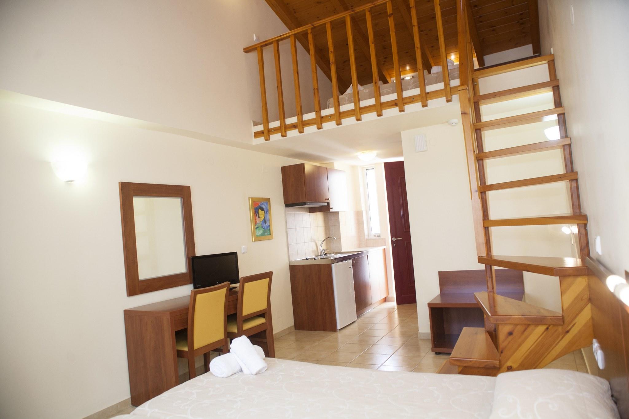 Summertime Aparthotel