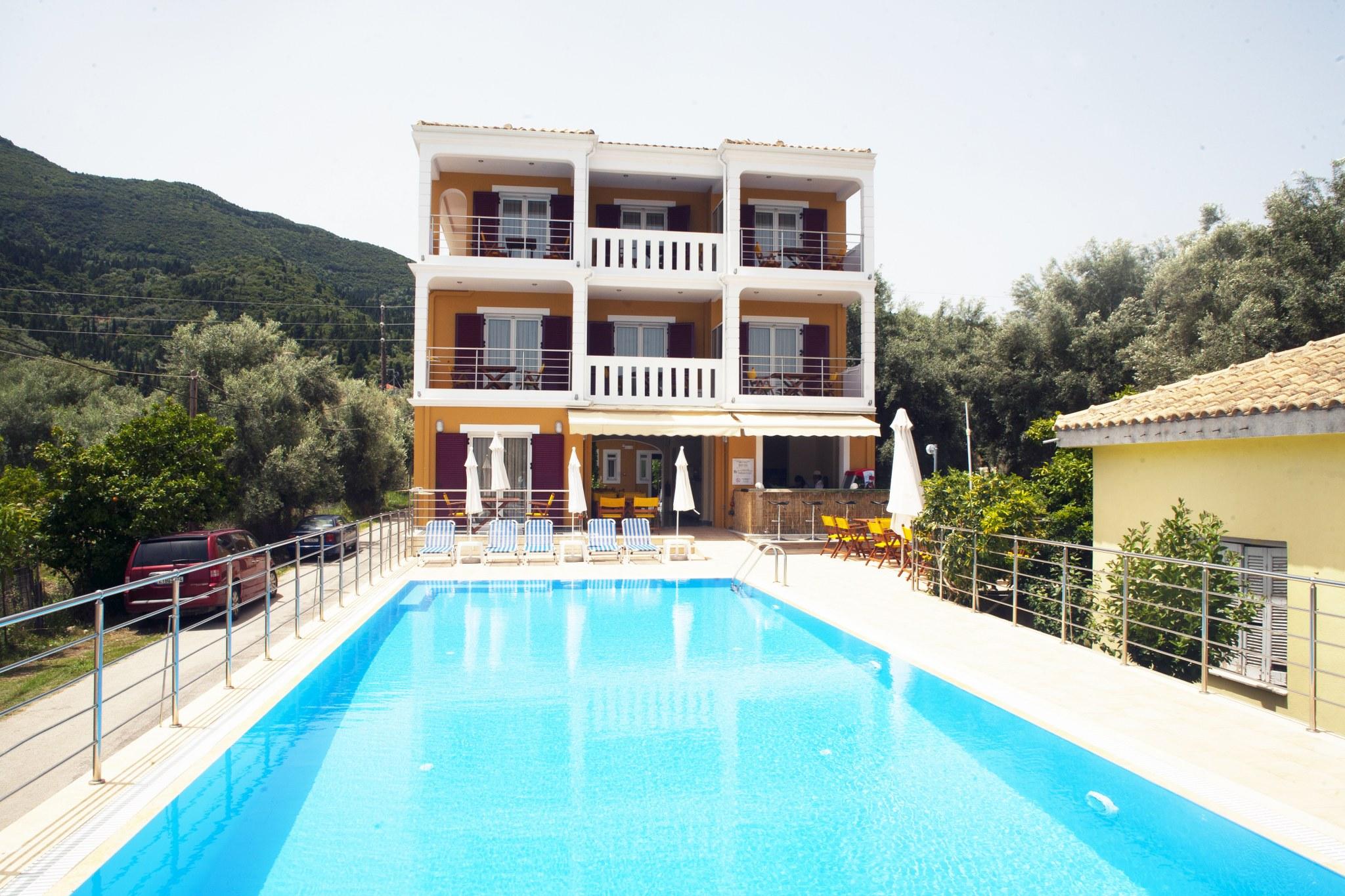 Summertime Aparthotel Nikiana